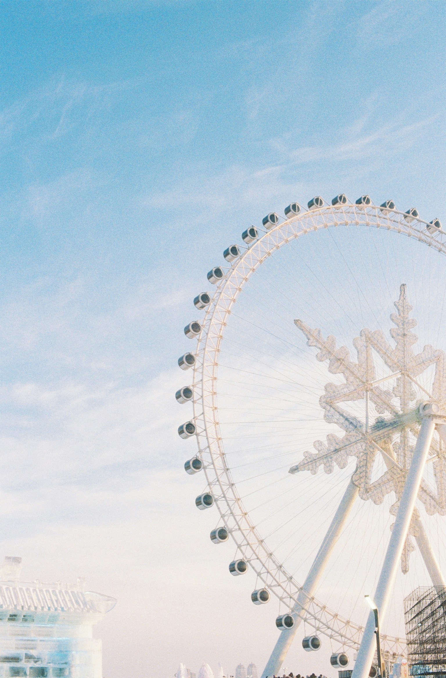 photo-01aMuyiS8kzQ8j7l5nFQ-image