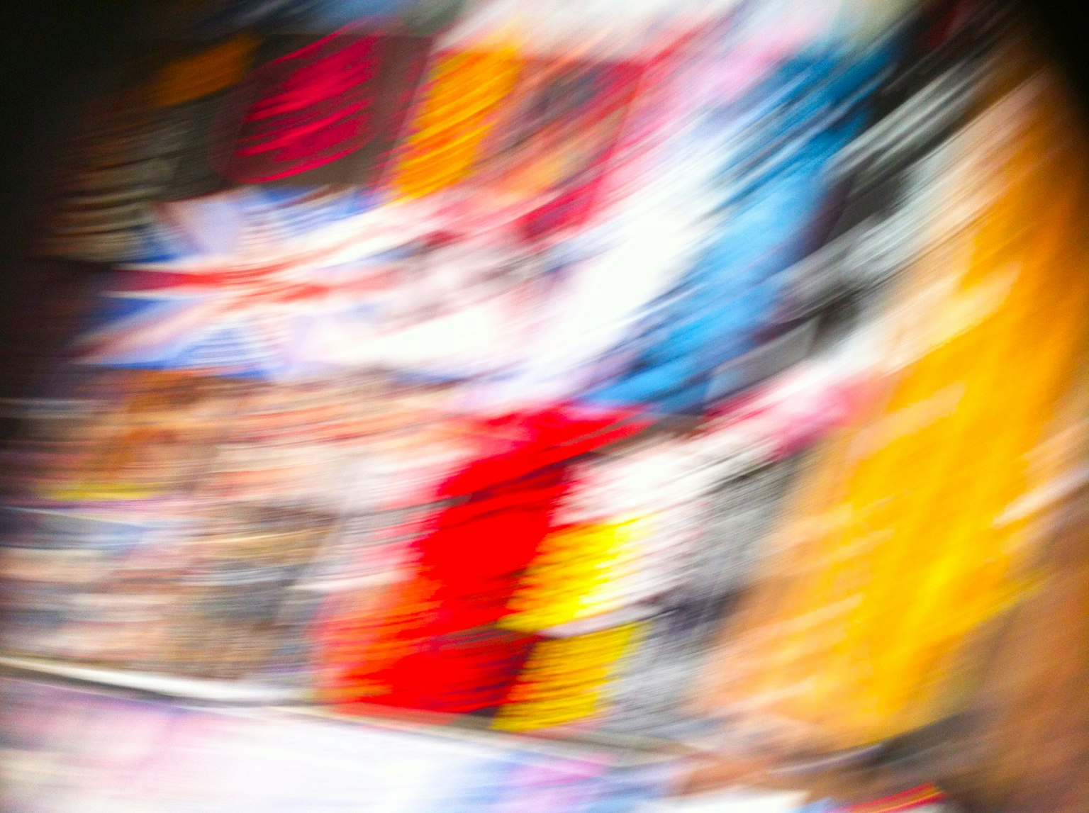 Abstrakter Hintergrund mit verschwommenen Farben und Formen