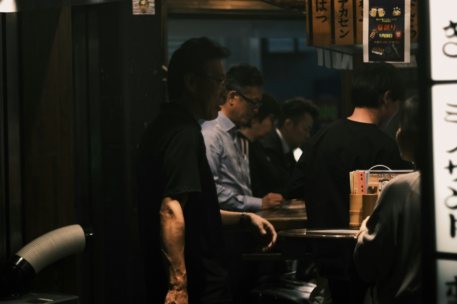 photo-16zlaaFLakejxpmQf3Y0-image