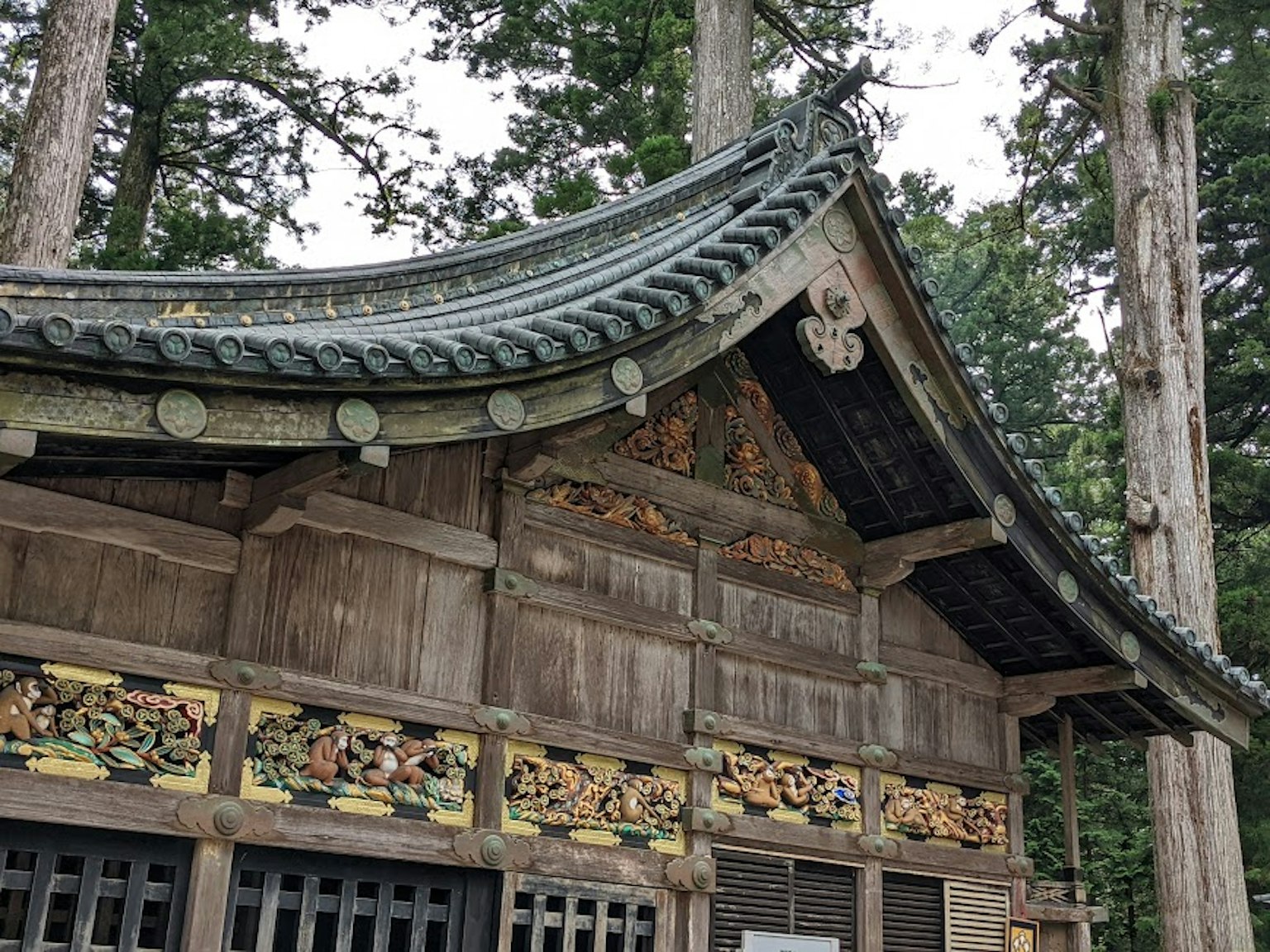 日本神社建筑，屋顶美丽，木雕精美