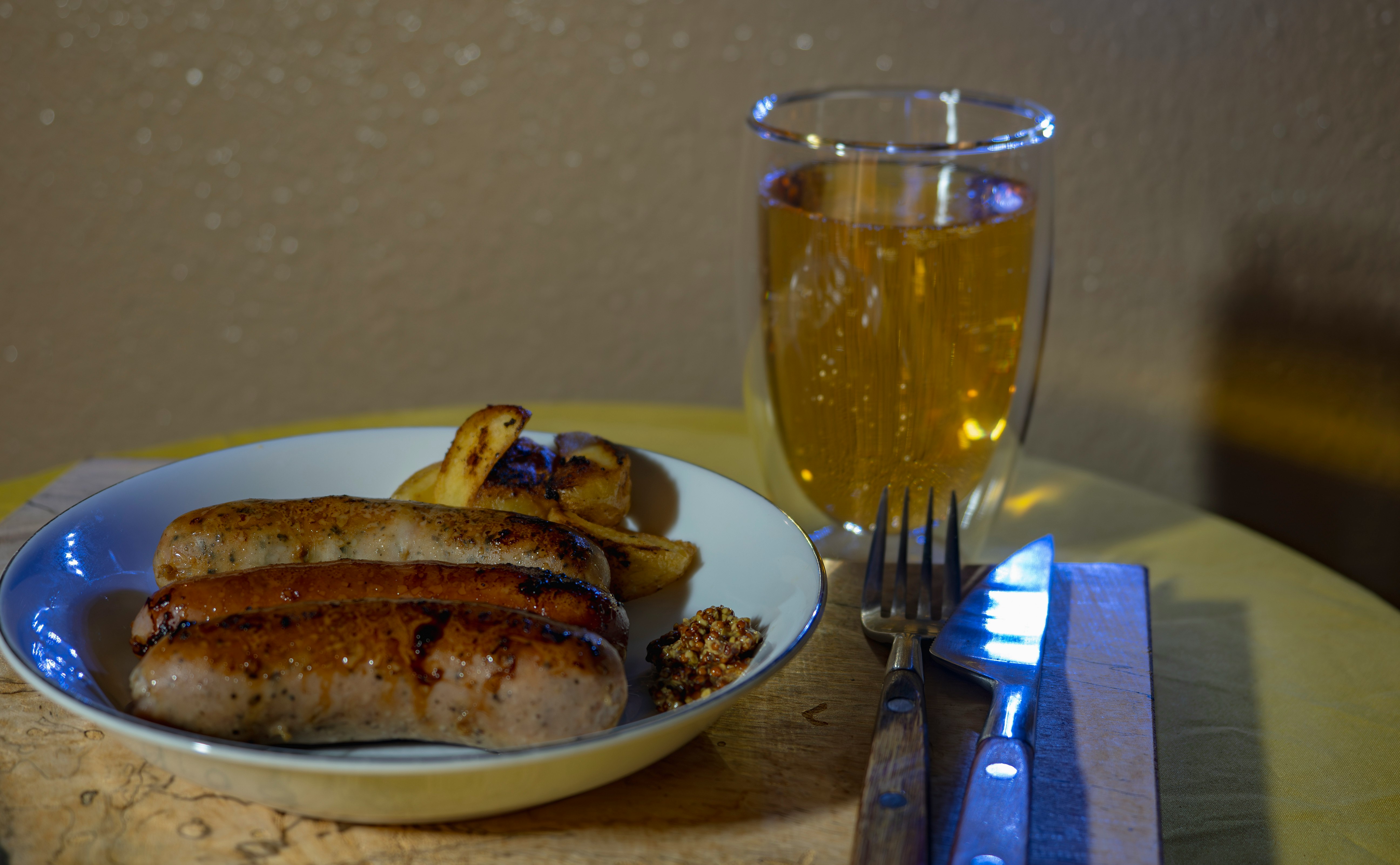 ソーセージとビールの乾杯セット
