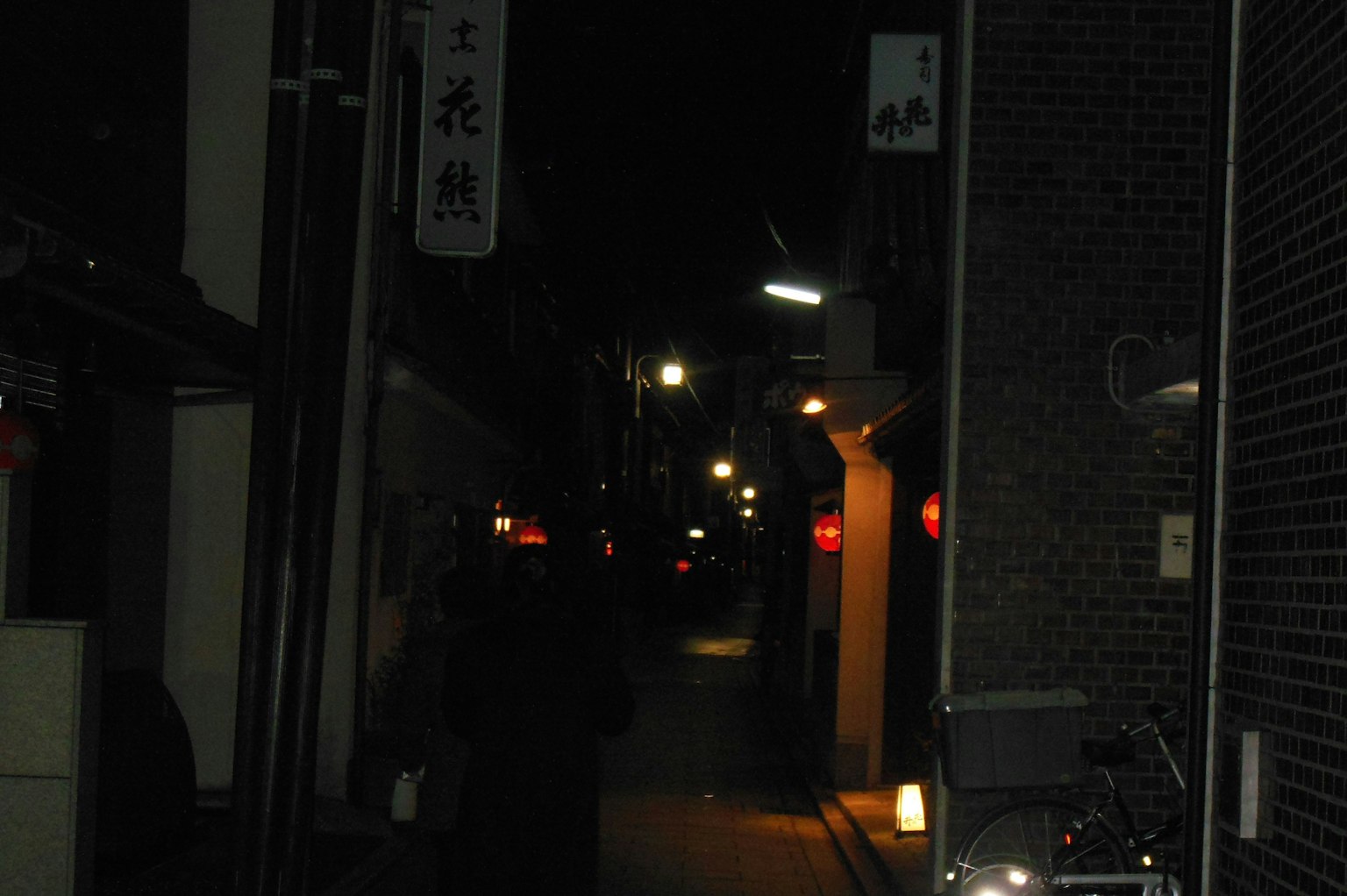 photo-3puzhY4K6jpcyvvj4MHu-image
