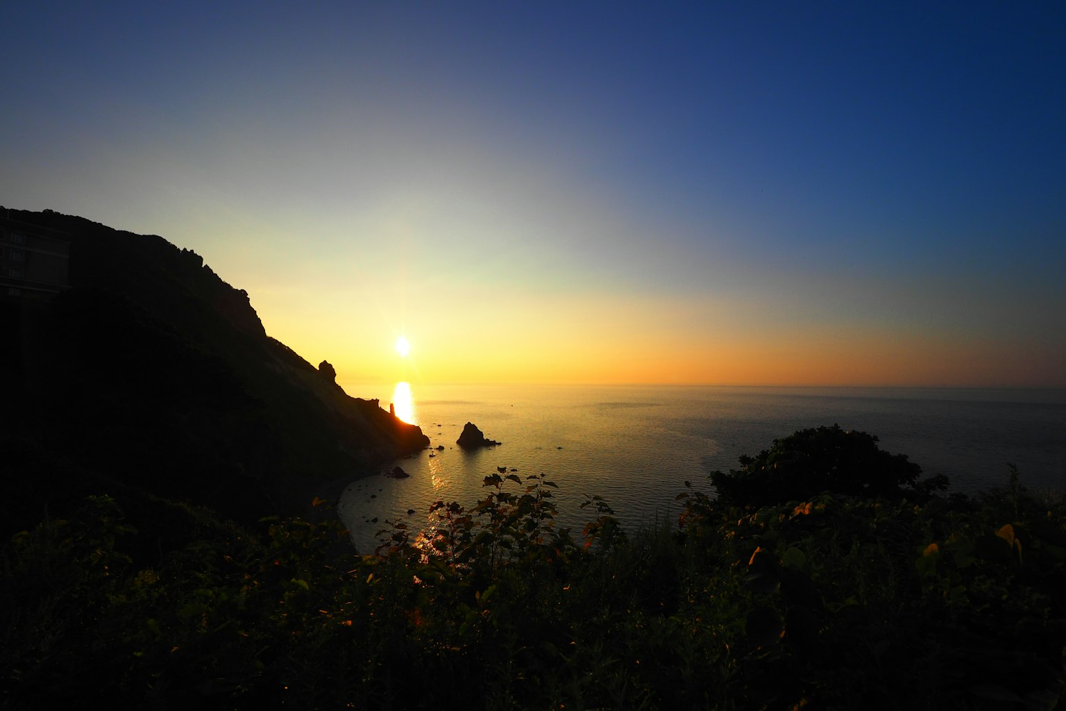 Beautiful landscape photo of sunset over the sea