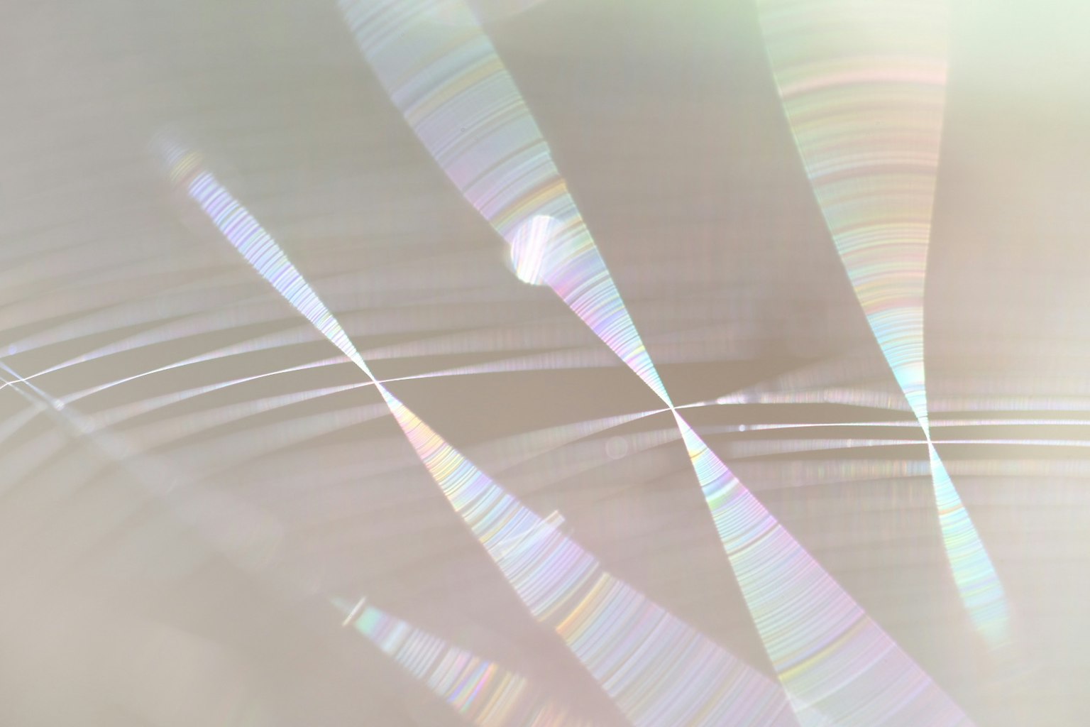 Abstract pattern with soft colors and light reflections