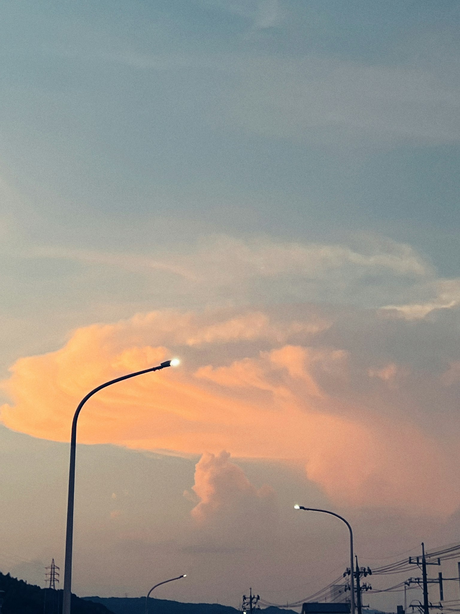 photo-7I0YC8OYqevRcnXgke2j-image