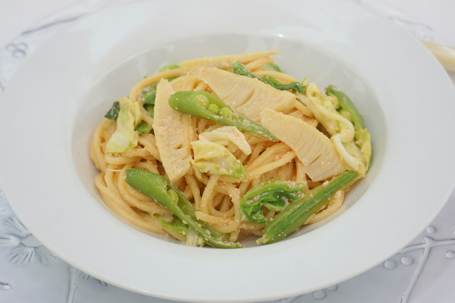 Cremige Pasta mit Spargel und Hähnchen