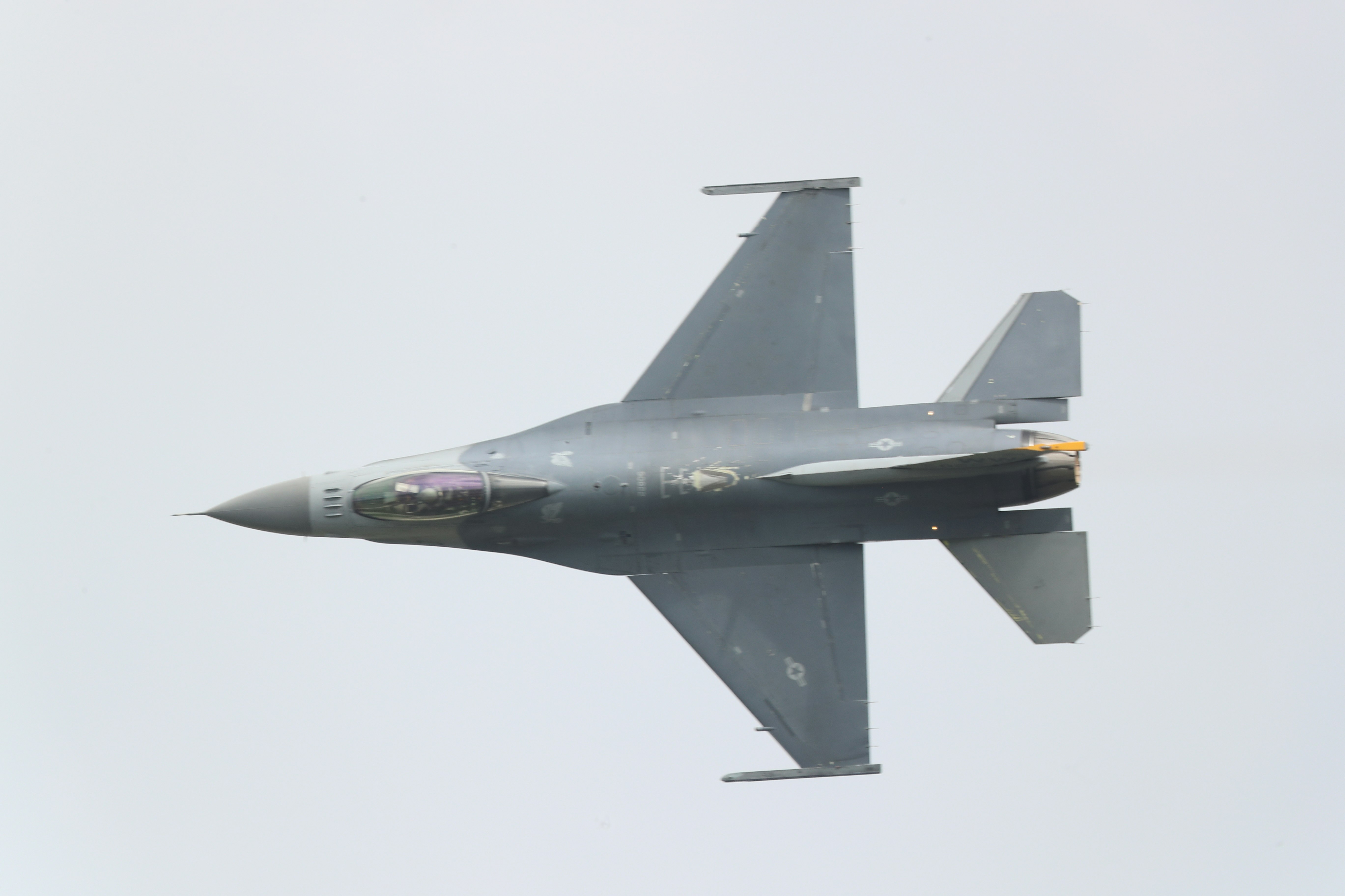 pesawat tempur terbang, close-up