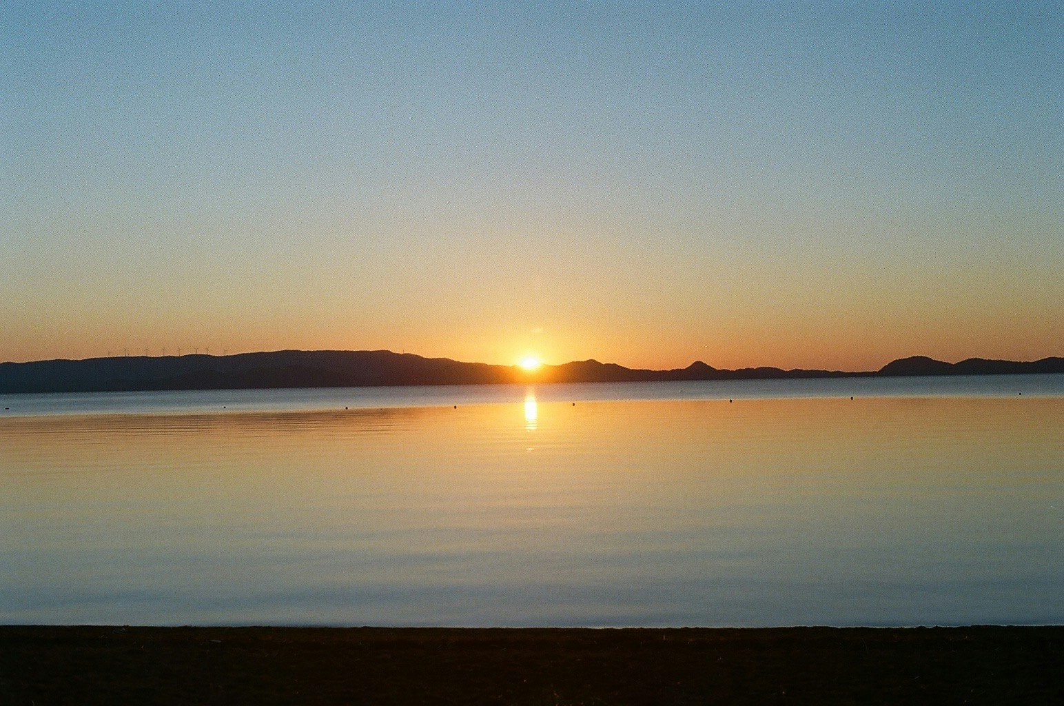 photo-8d9avvsvxYhK5ouLb2Et-image