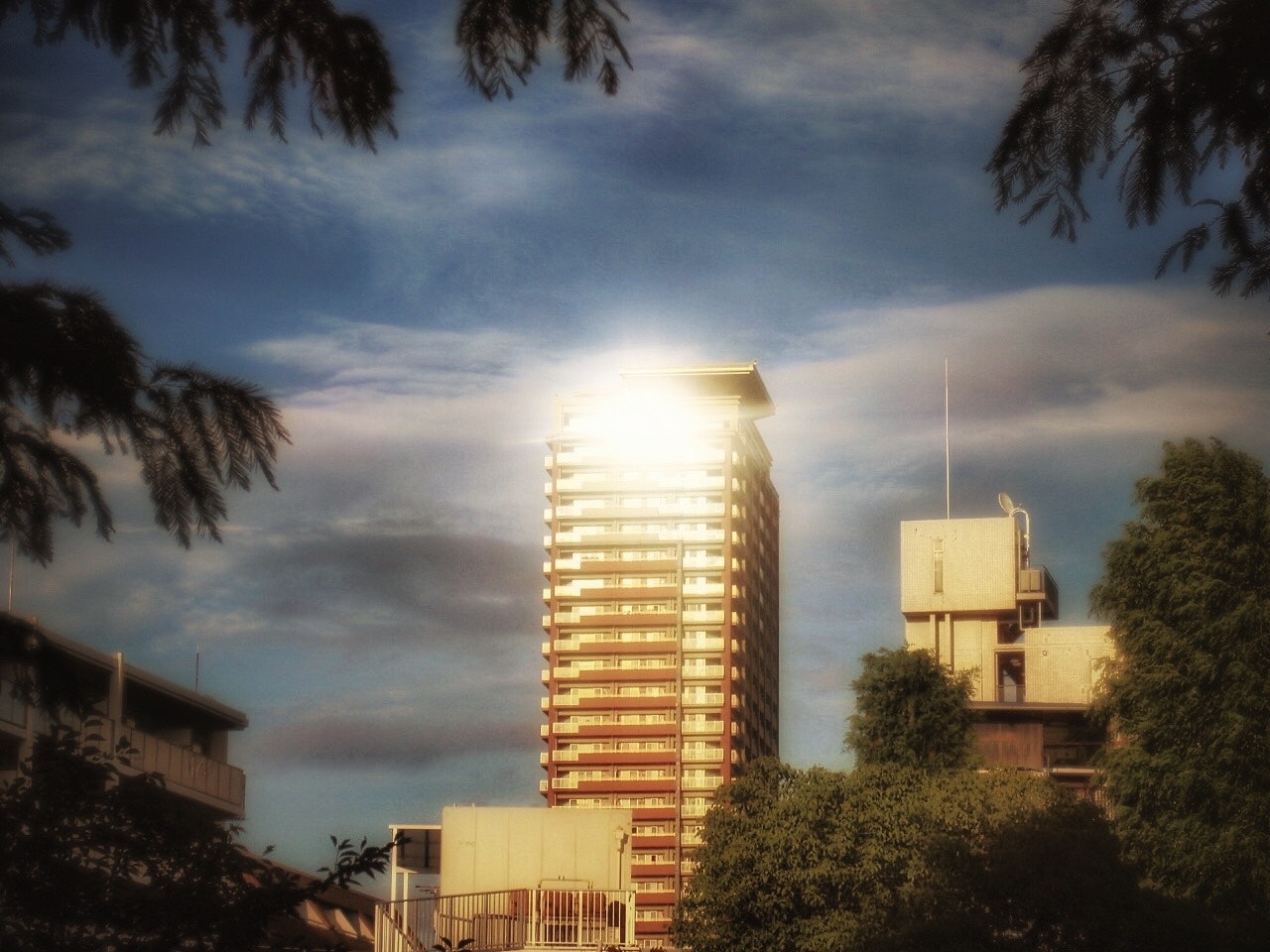 photo-AyGW3zc79BUmgFBgHs21-image