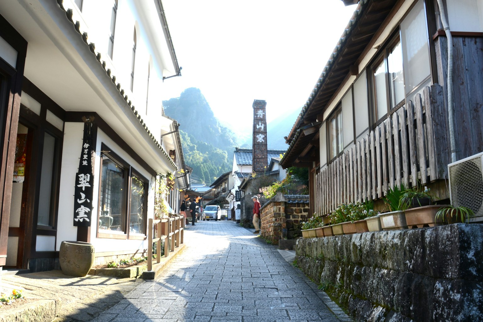 Cảnh đường yên tĩnh của một thị trấn cổ ở Nhật Bản