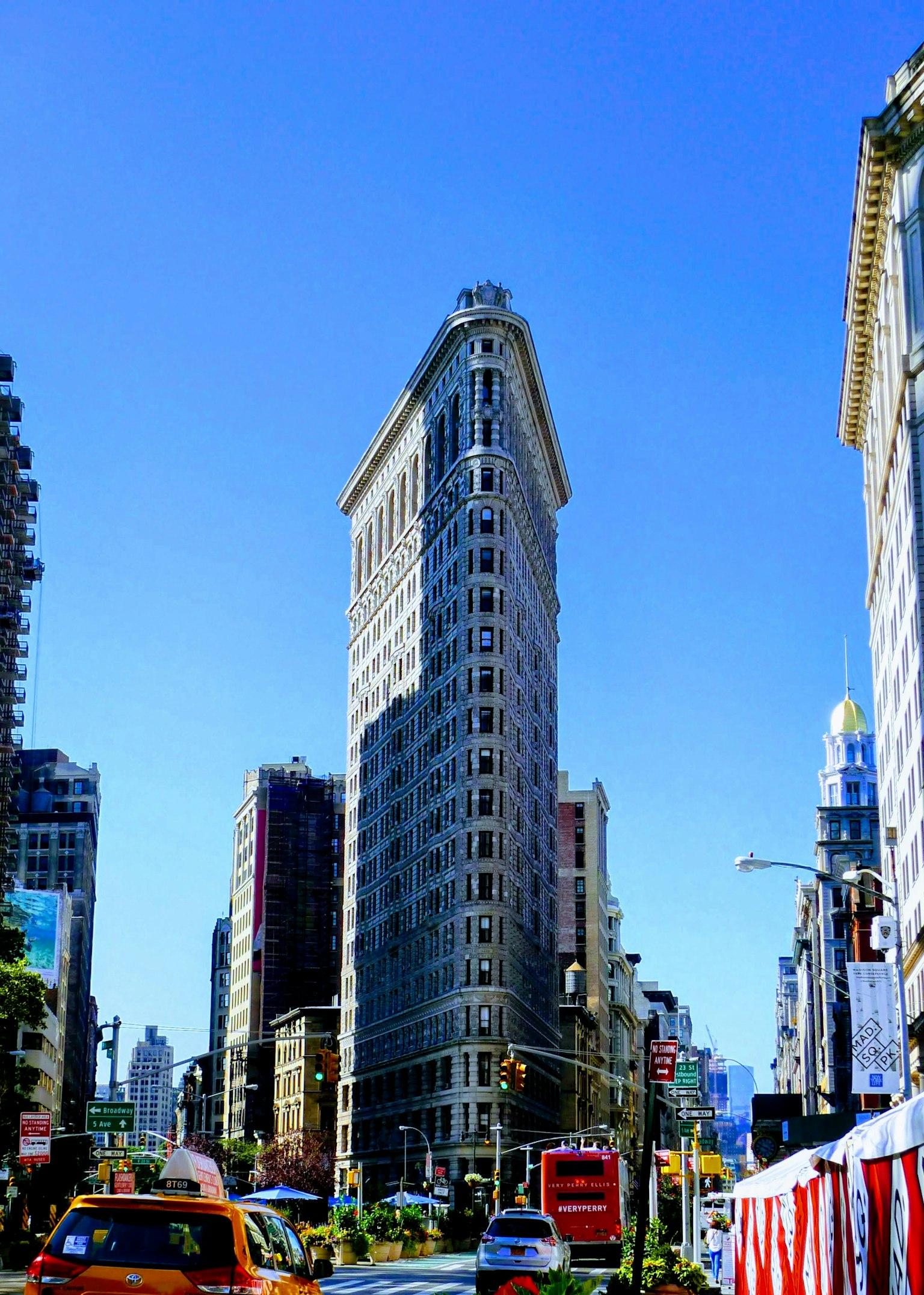Flatiron Building with clear blue sky