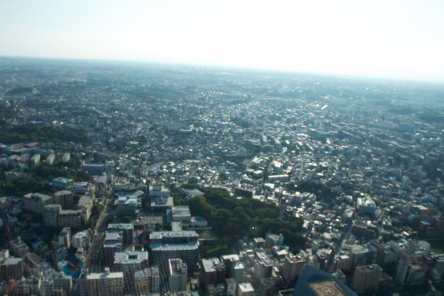 Vue aérienne de l'immense paysage urbain de Tokyo