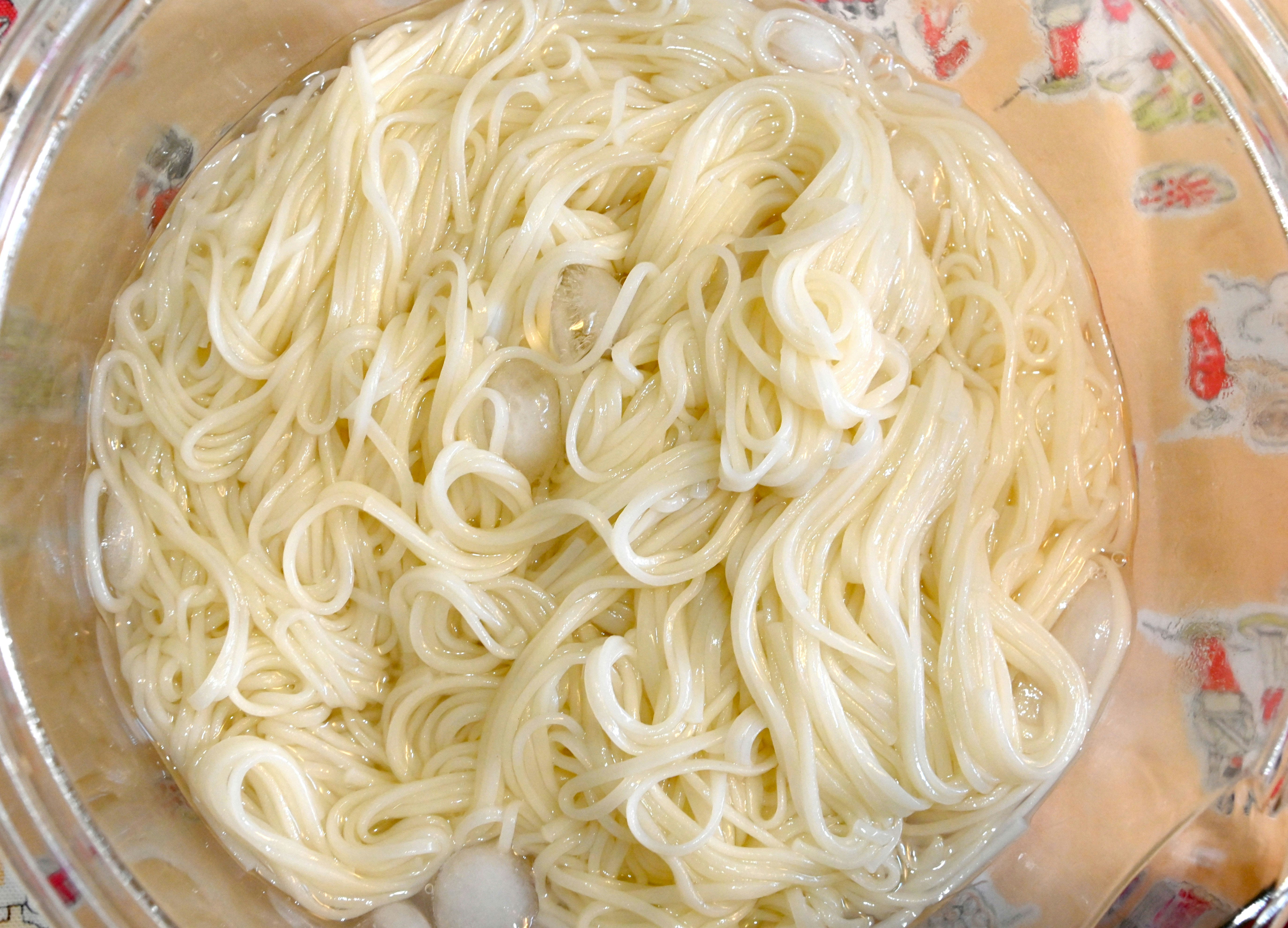 bowl of drained thin noodles