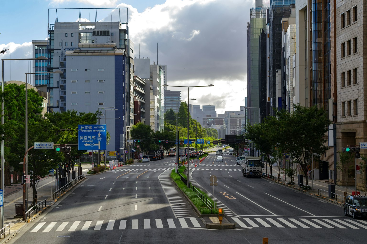 photo-FprCPJLvILOm6eQ2osb9-image