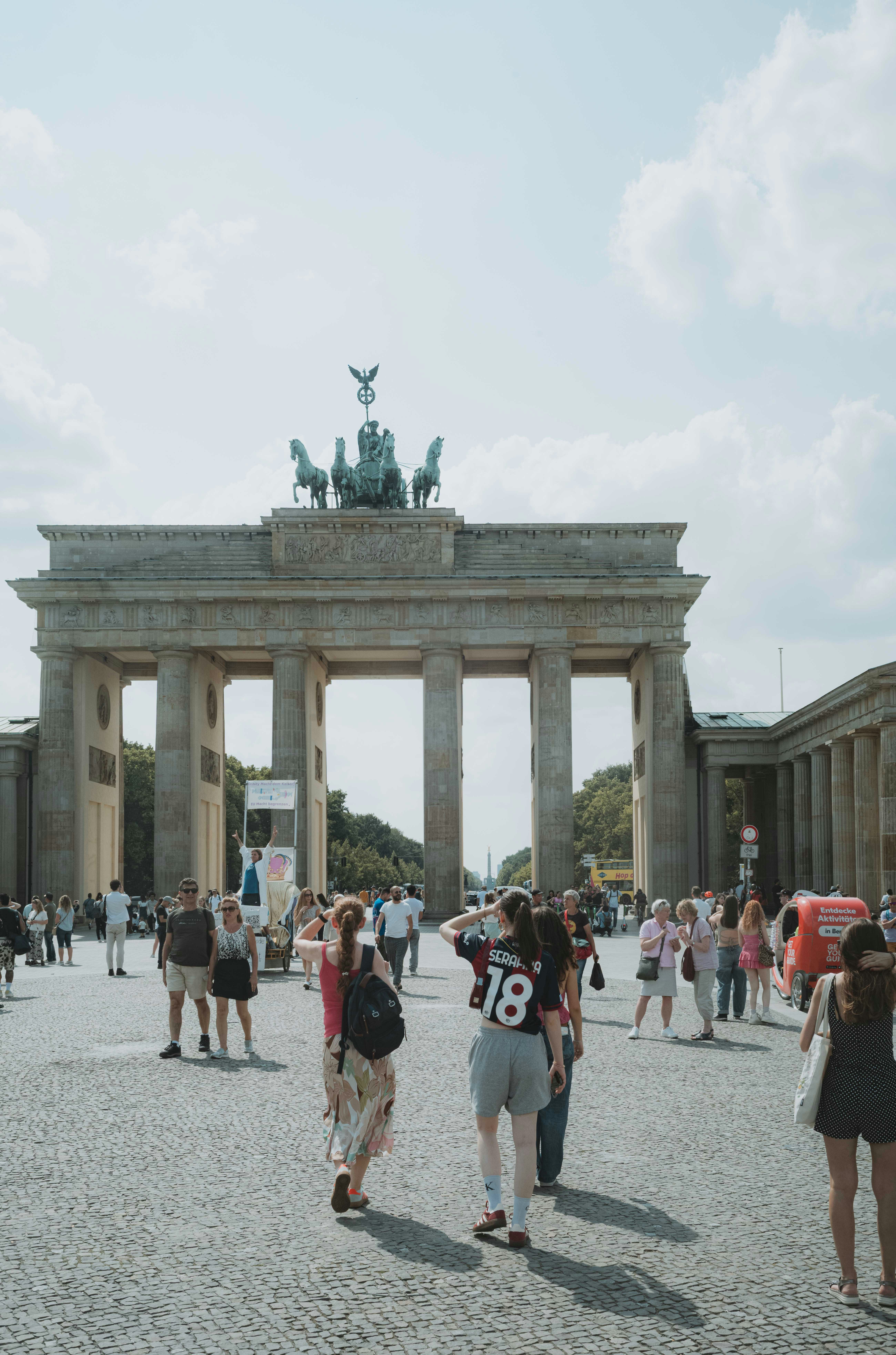 photo-FuGpLxXCMDGufGEHrogB