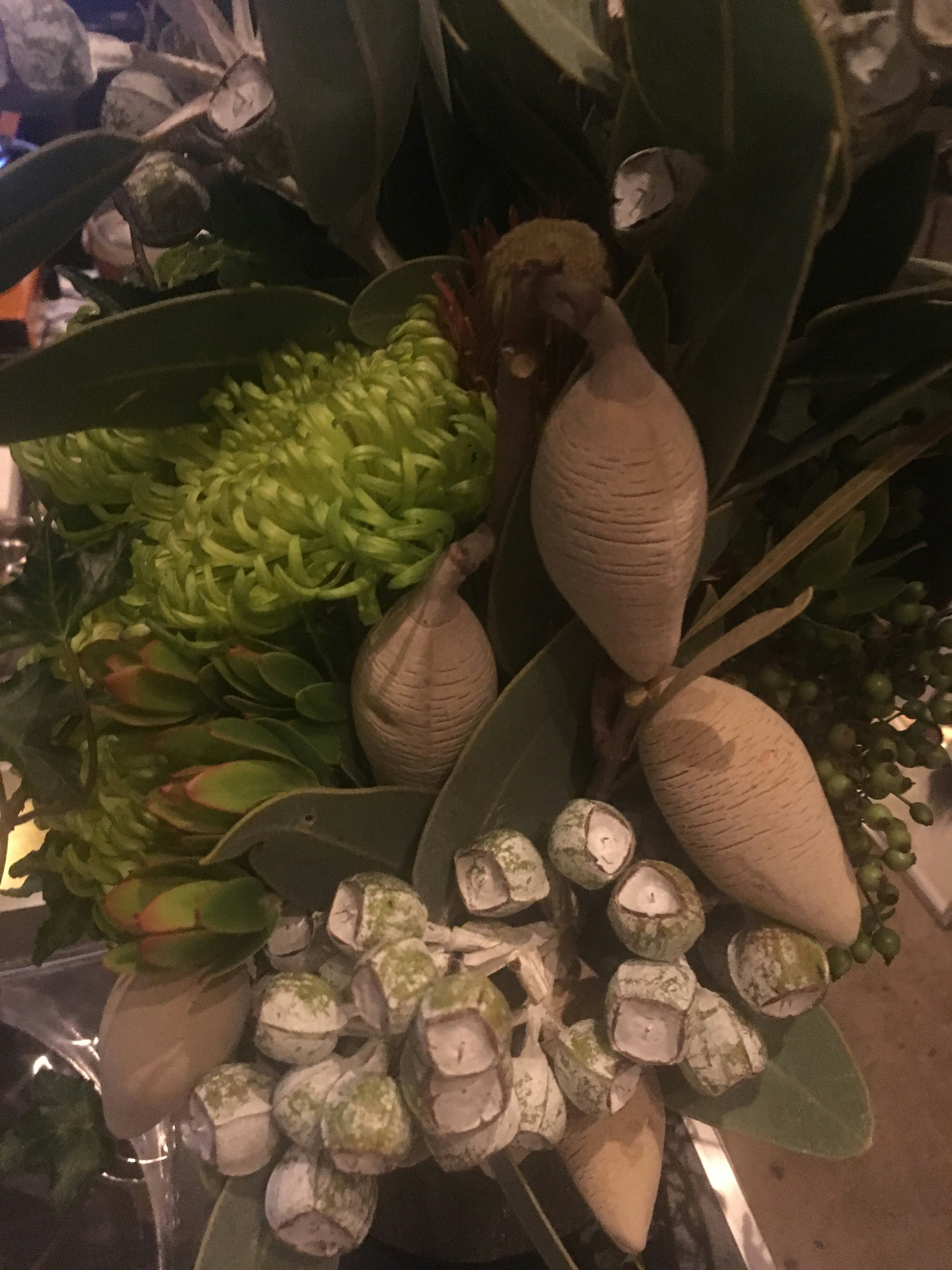 Arrangements von Sukkulenten und Kakteen wie ein Blumenstrauß