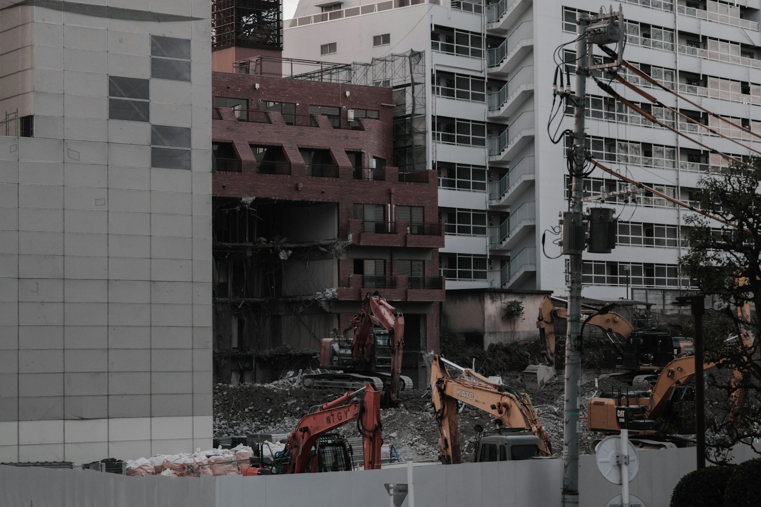 建設工地的拆除工作正在進行