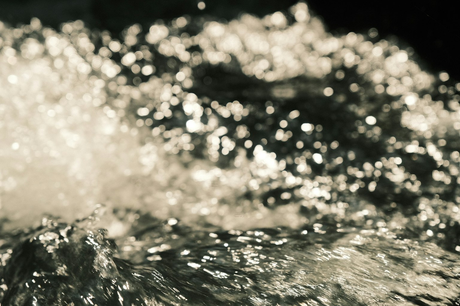 Beautiful image of water ripples and light reflections
