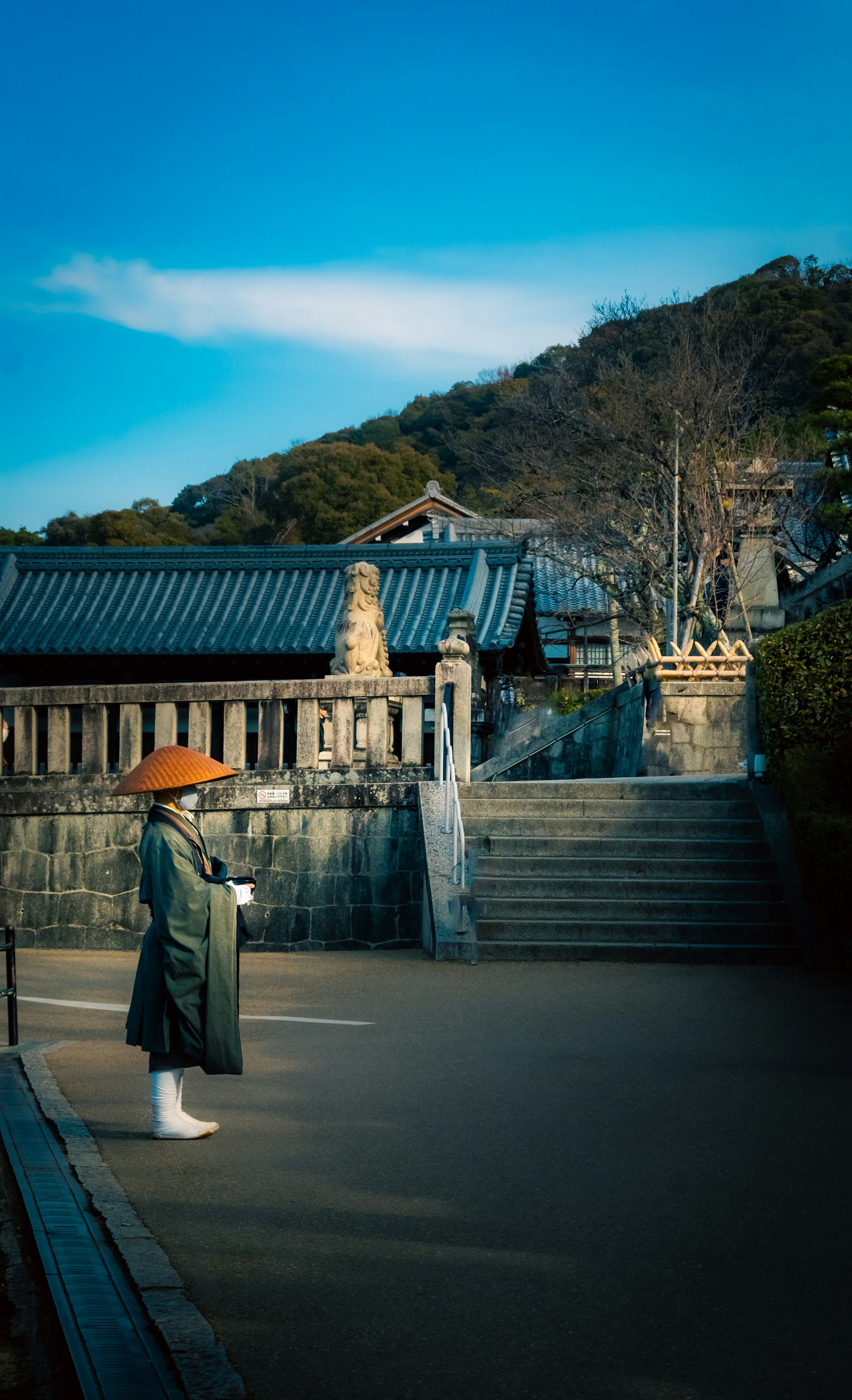 photo-LufJpA79wNLuCHsCC4yl-image