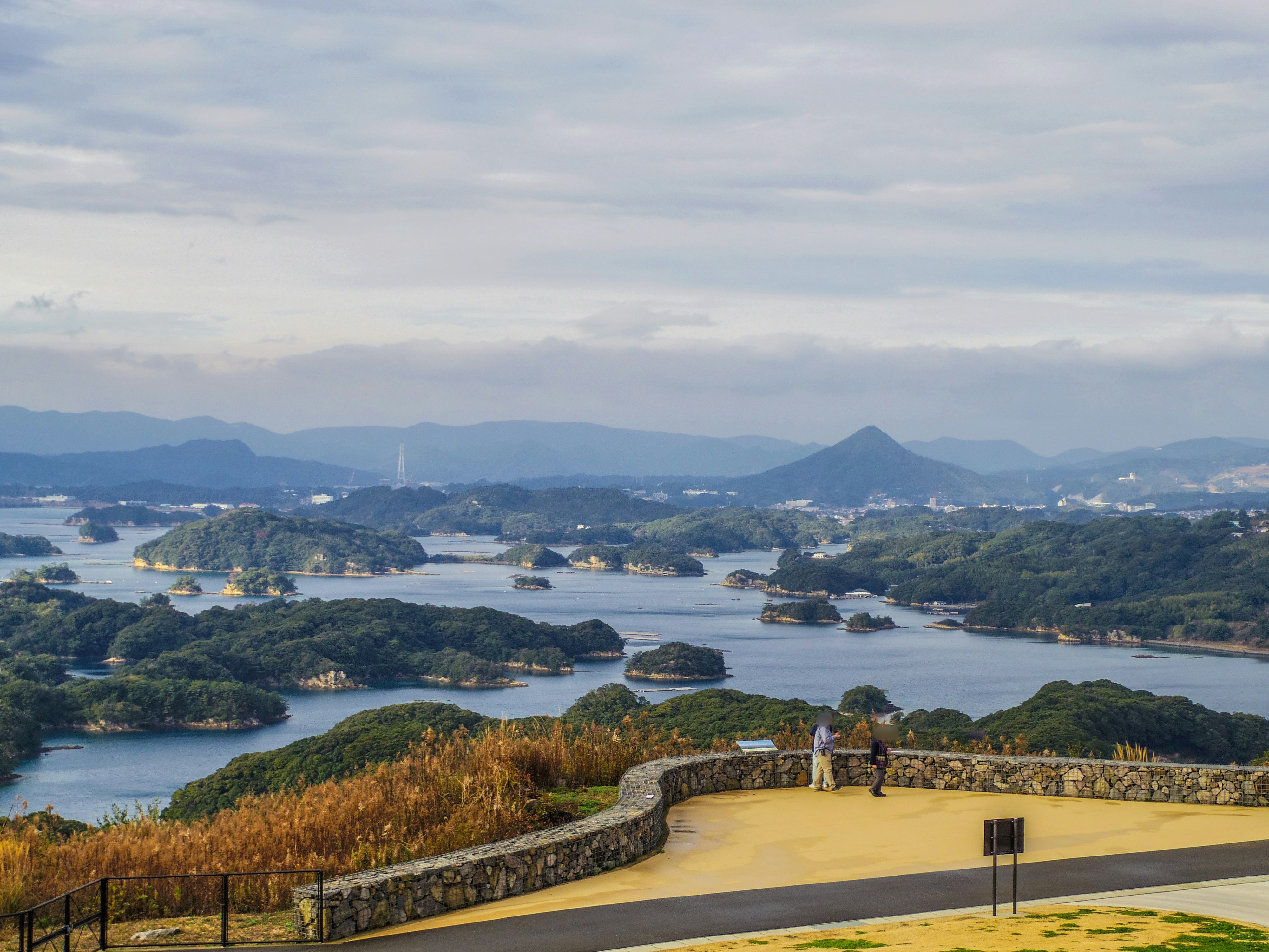長崎県・九十九島を見渡す展望台からの海景色