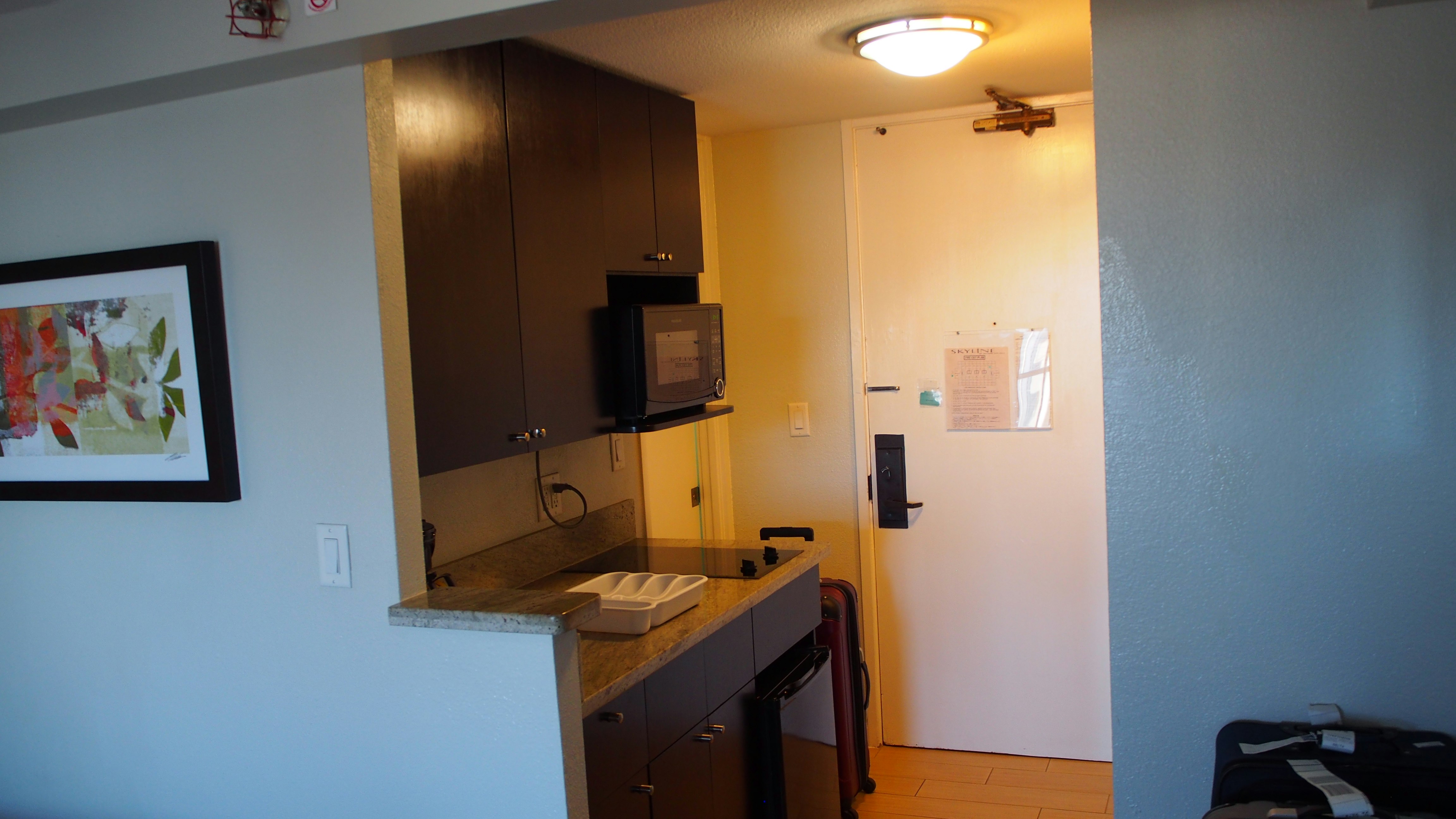 intérieur avec une kitchenette