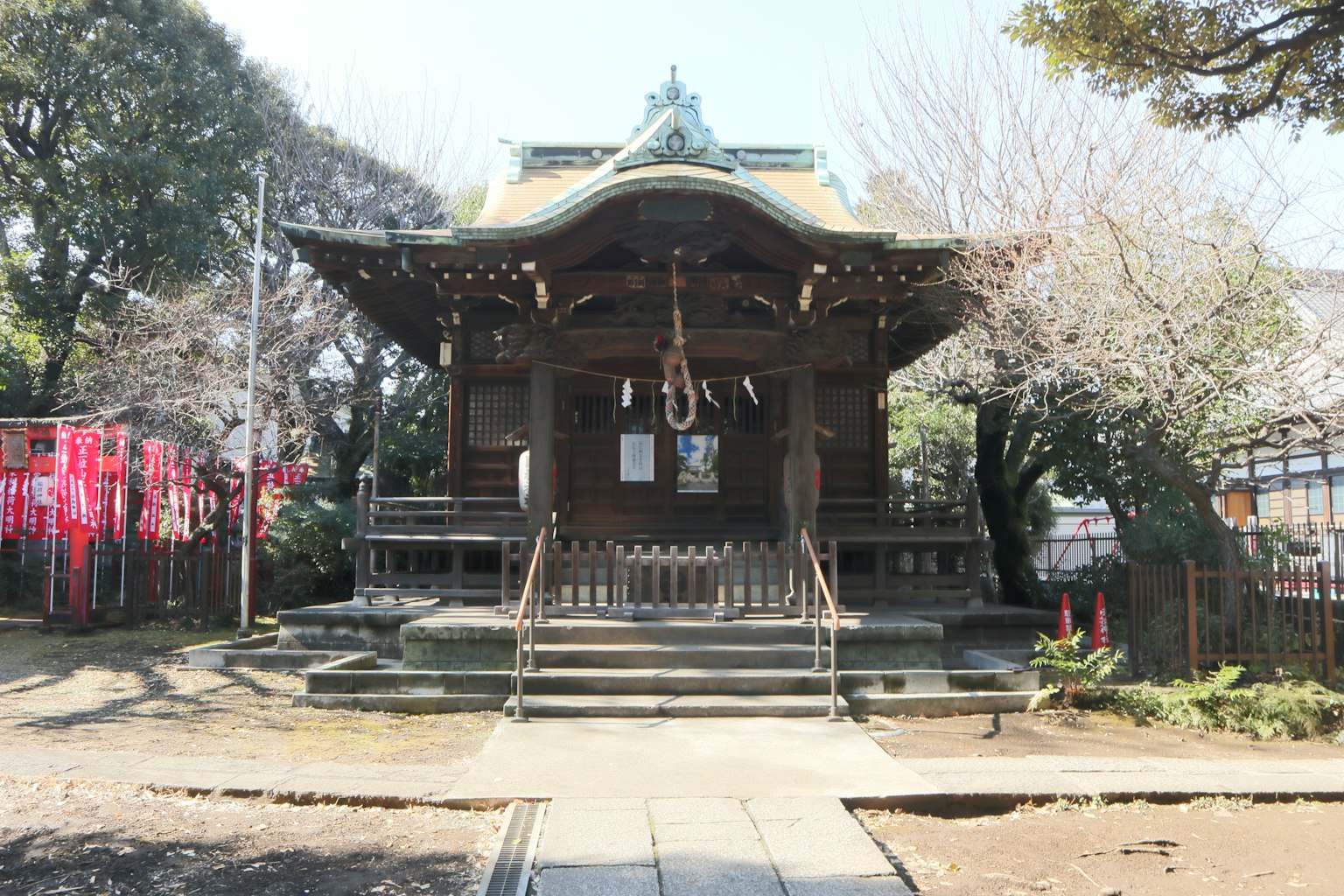 Arsitektur kuil kayu tradisional di Jepang