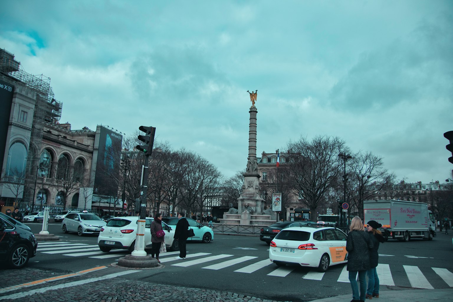 photo-NtmMQGy6SvVkjDPoaZH3-image