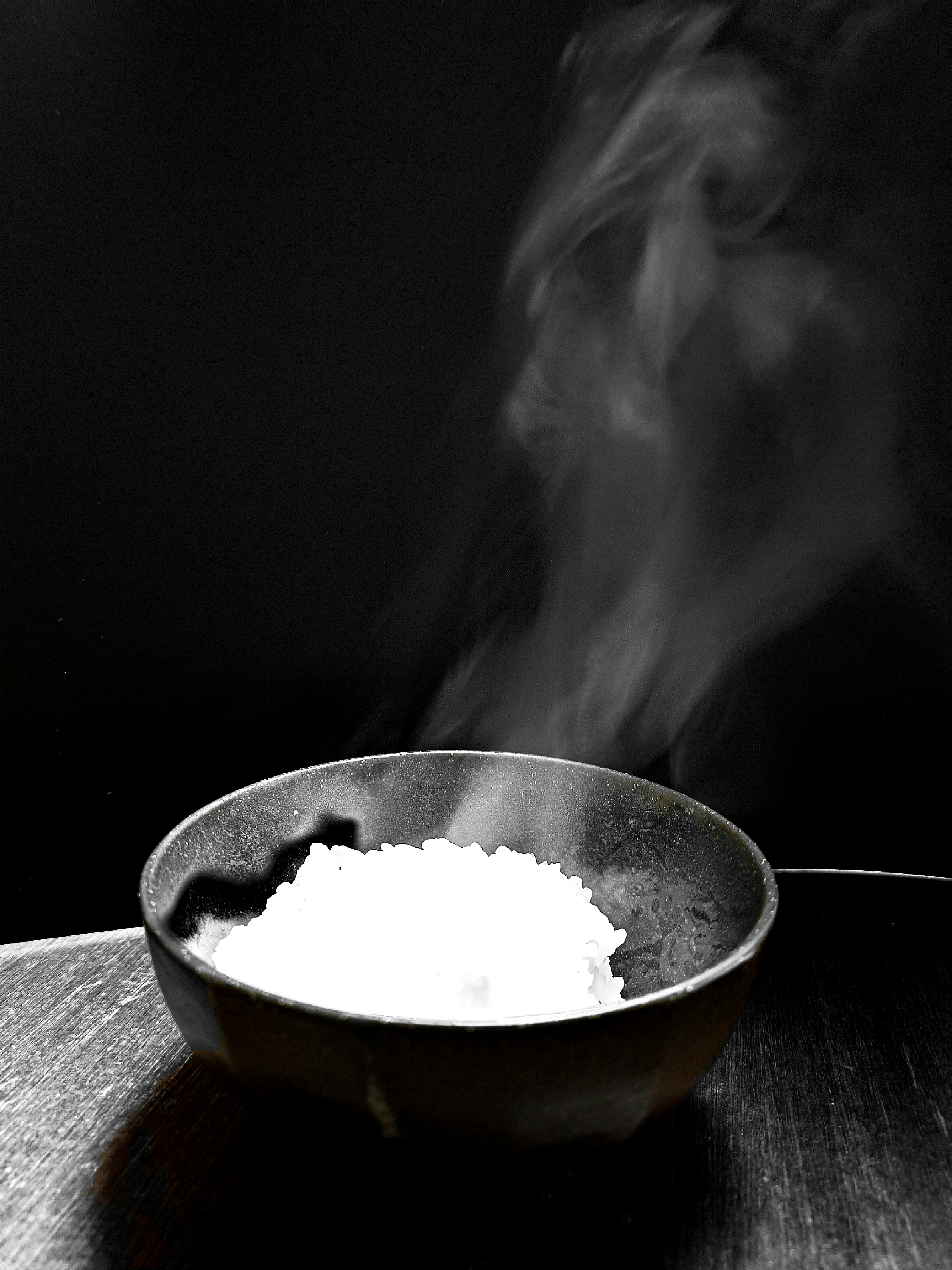 冒著熱氣的白米飯碗