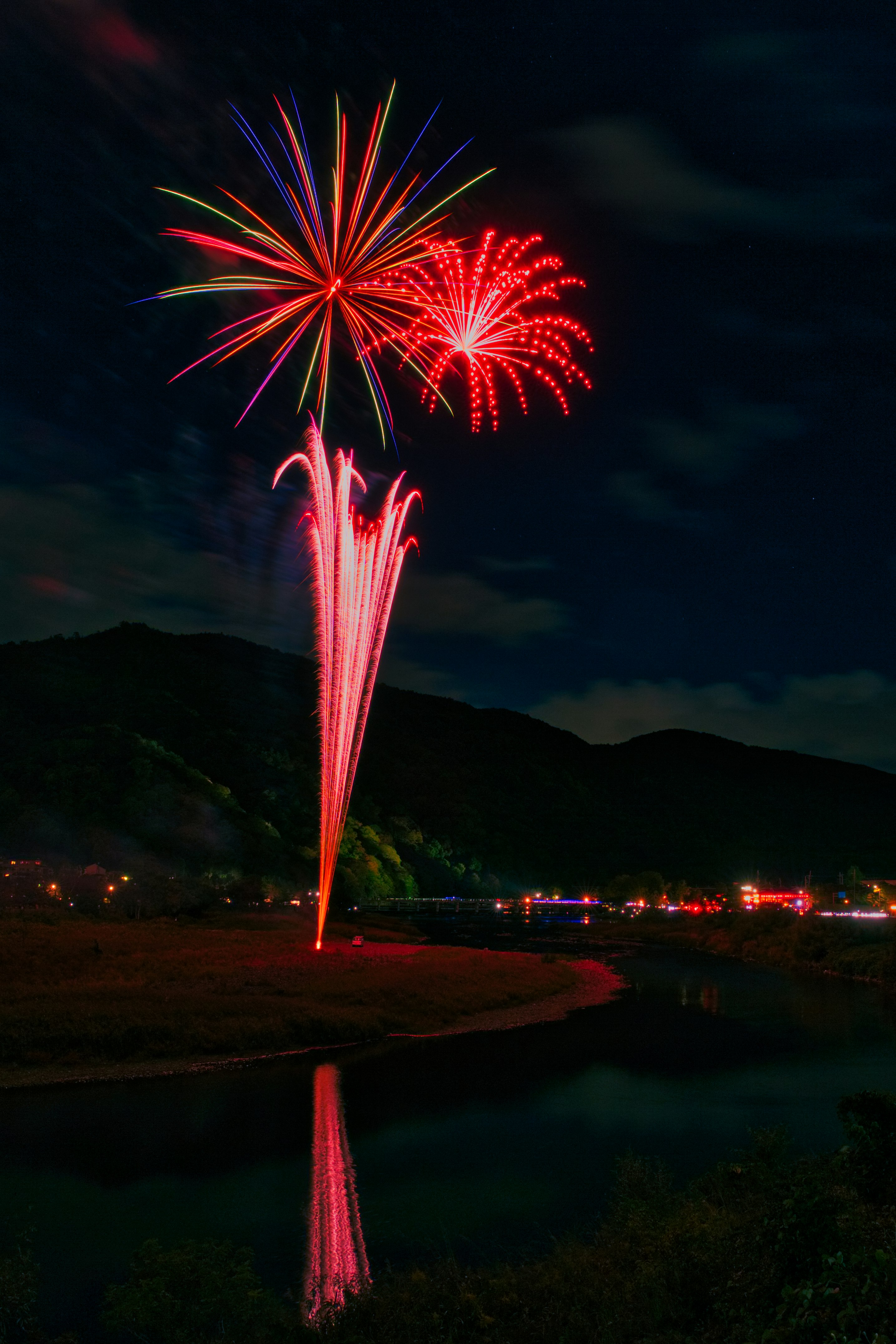 Autumn fireworks lighting up the Arashiyama Togetsukyo area