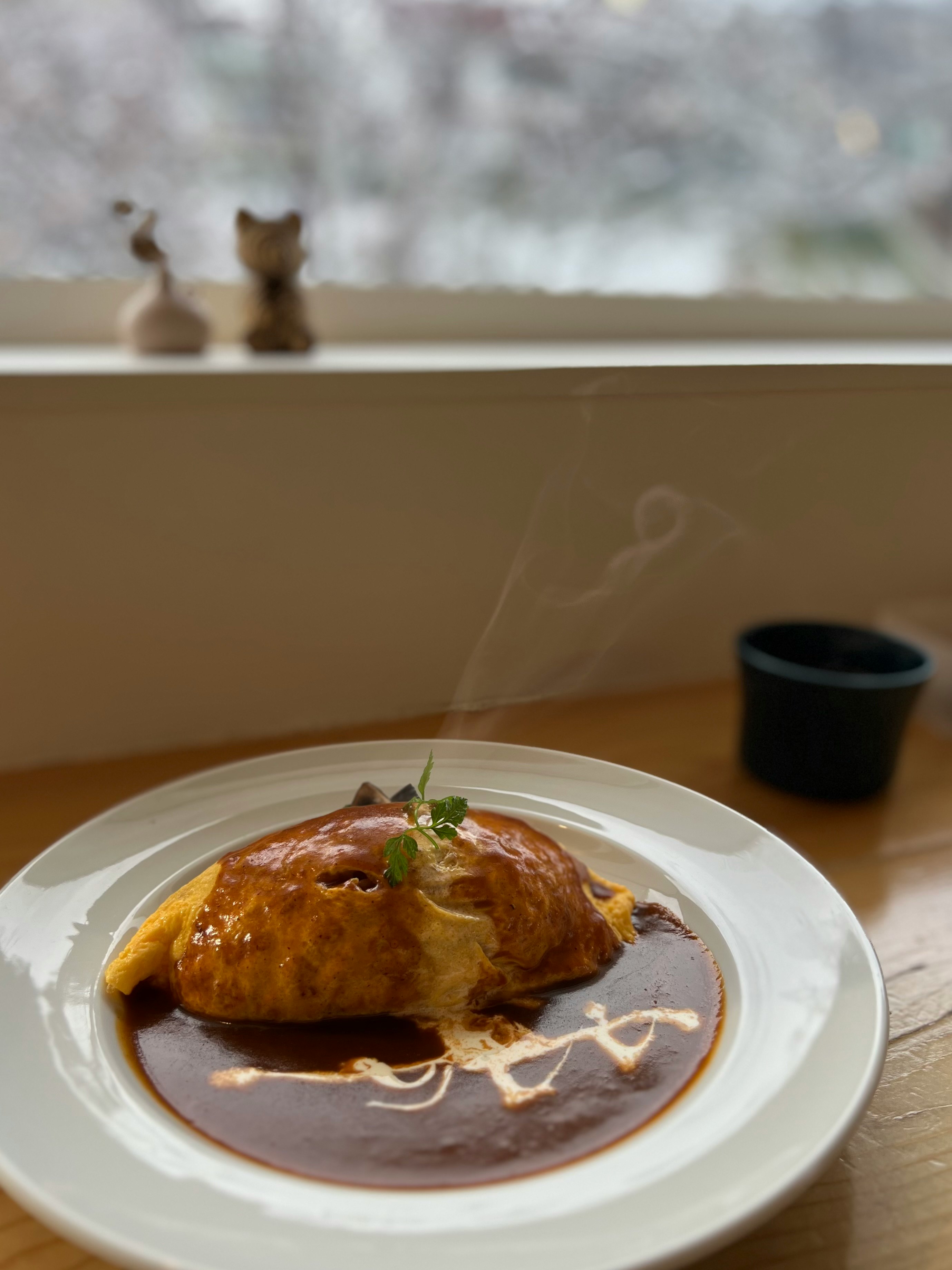 小樽の店内で提供されたオムライスのワンプレート
