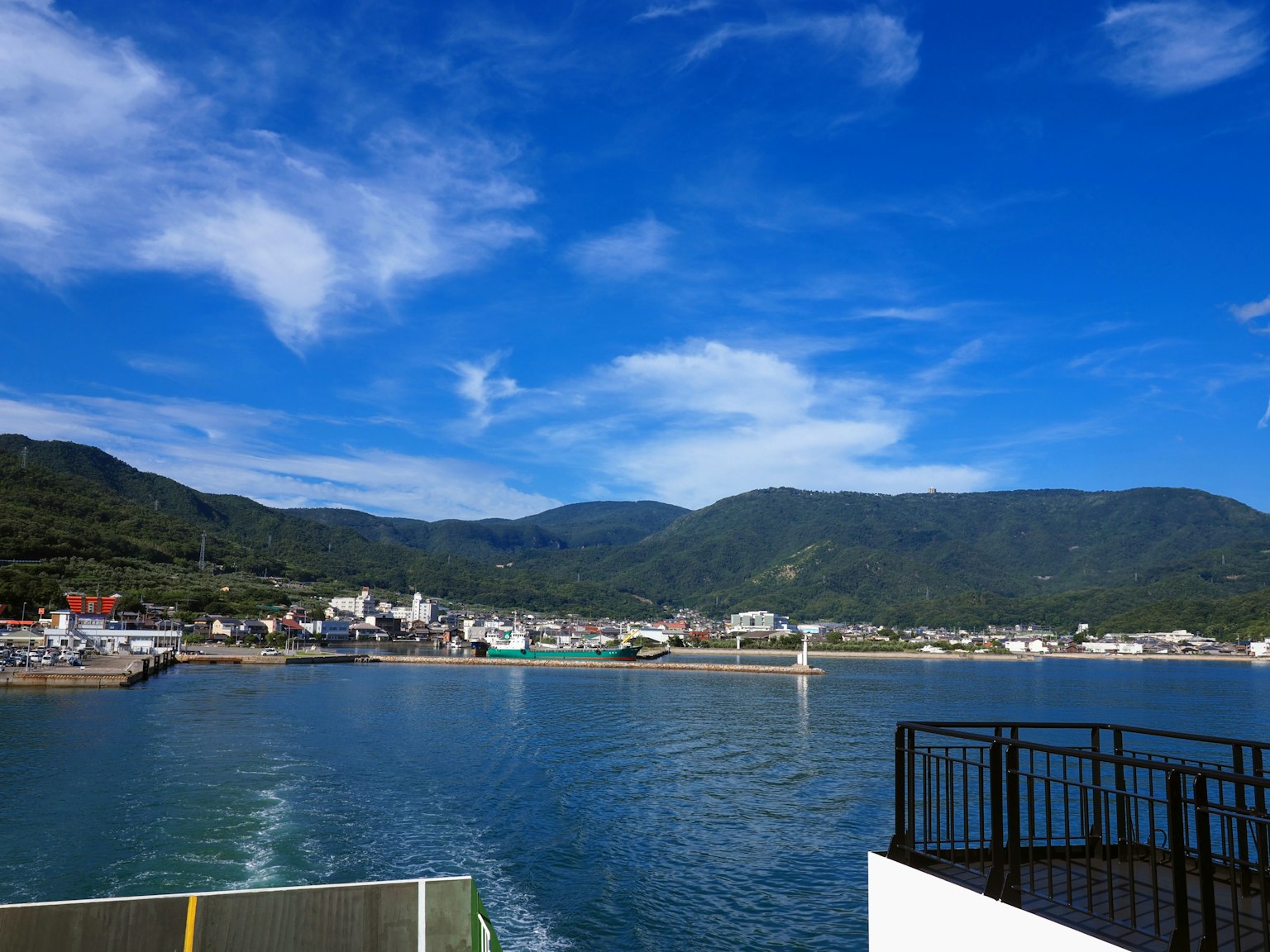 photo-QbFKvshkFNOJCv2W858E-image