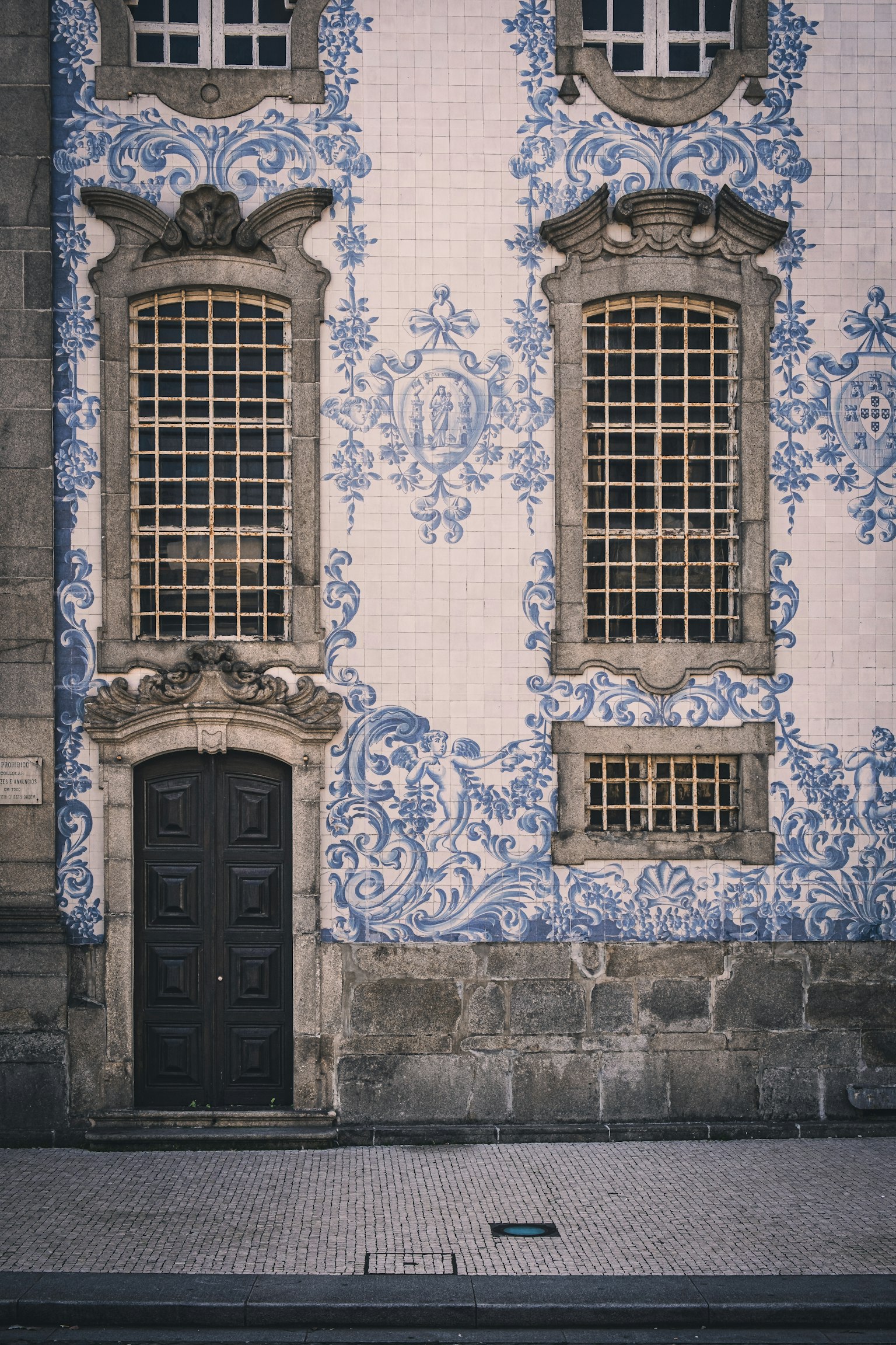 photo-R5TvC7J0cqIH9h6pSaeF-image