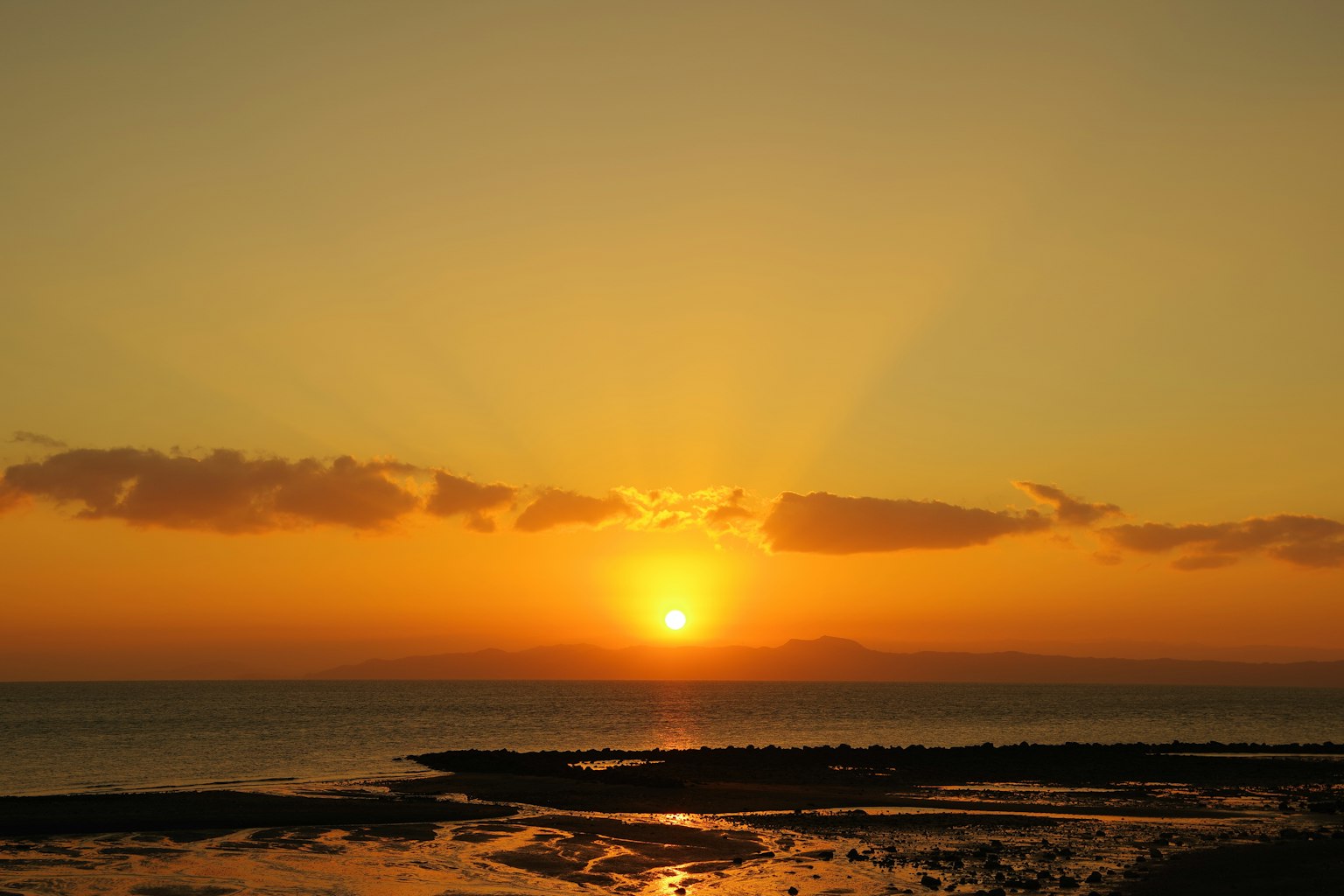 Beautiful landscape of sunset over the ocean