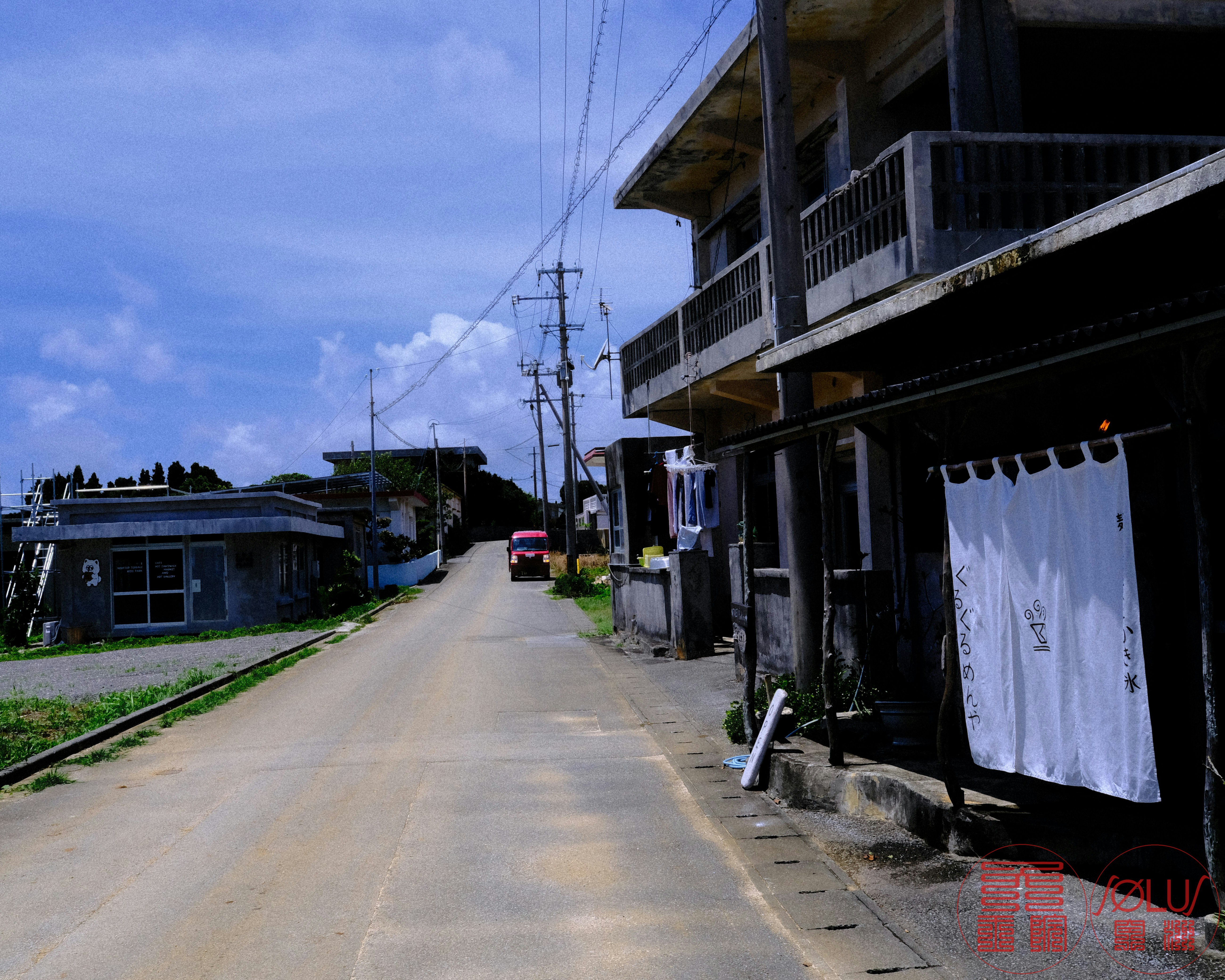 photo-RV8H6xwsSzGJQNWebhCa