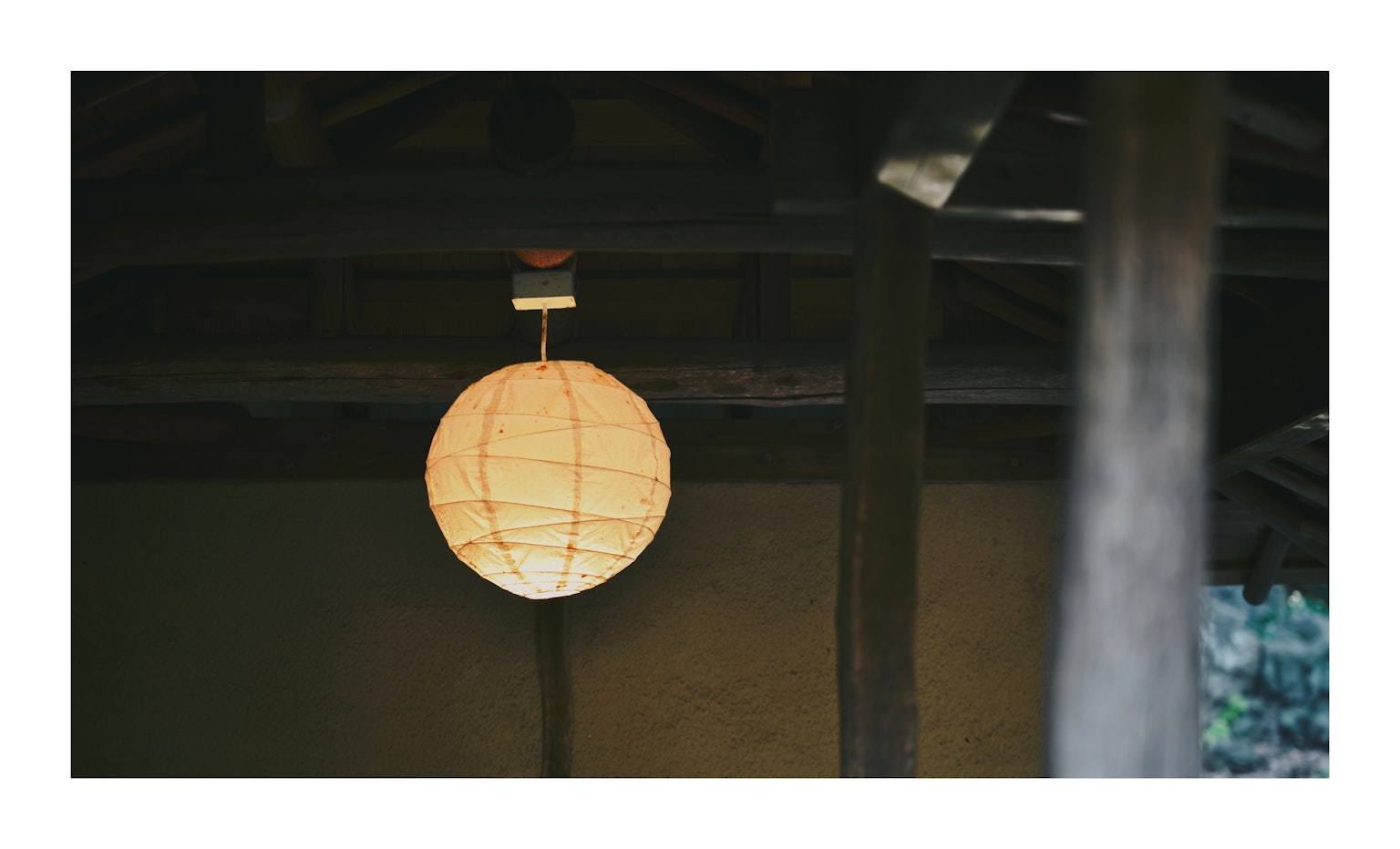 ์ฒ์ฅ์์ ๋งค๋ฌ๋ฆฐ ์ ํต ์ผ๋ณธ ๋ํด