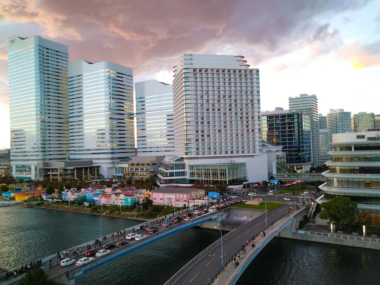 Urban landscape featuring high-rise buildings and a river