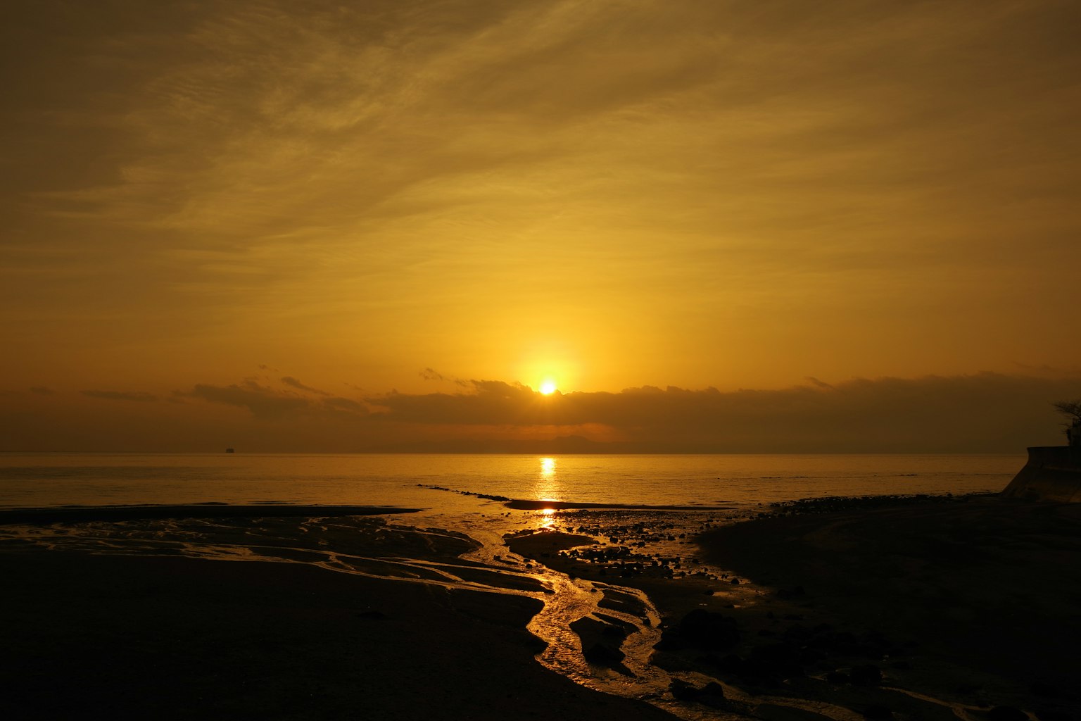 Scenic view of a sunset reflecting on the water
