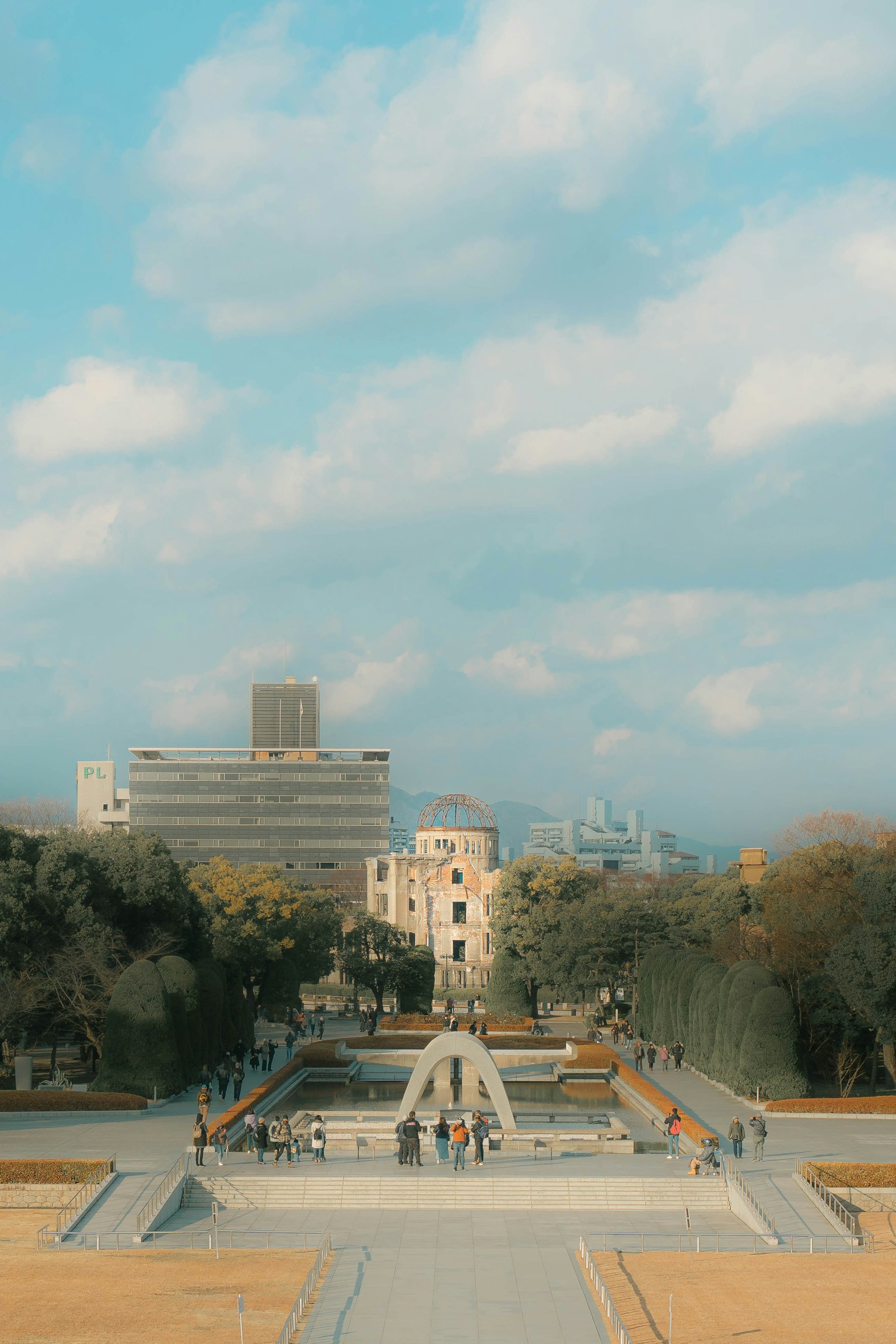 photo-W9pdip6nfBefjuf2pTLR-image