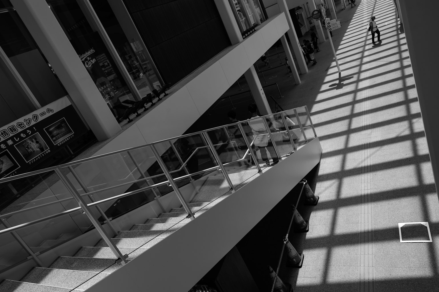 photo-WcTcjdNyg7DuqGe0TfJr-image