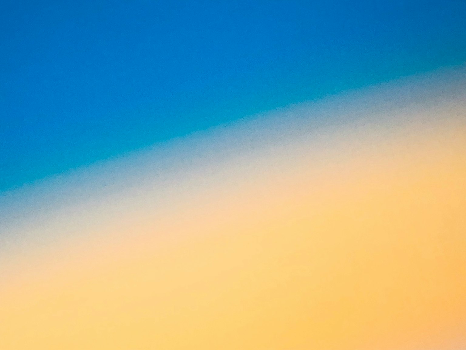 Image abstraite présentant un magnifique dégradé de bleu et d'orange