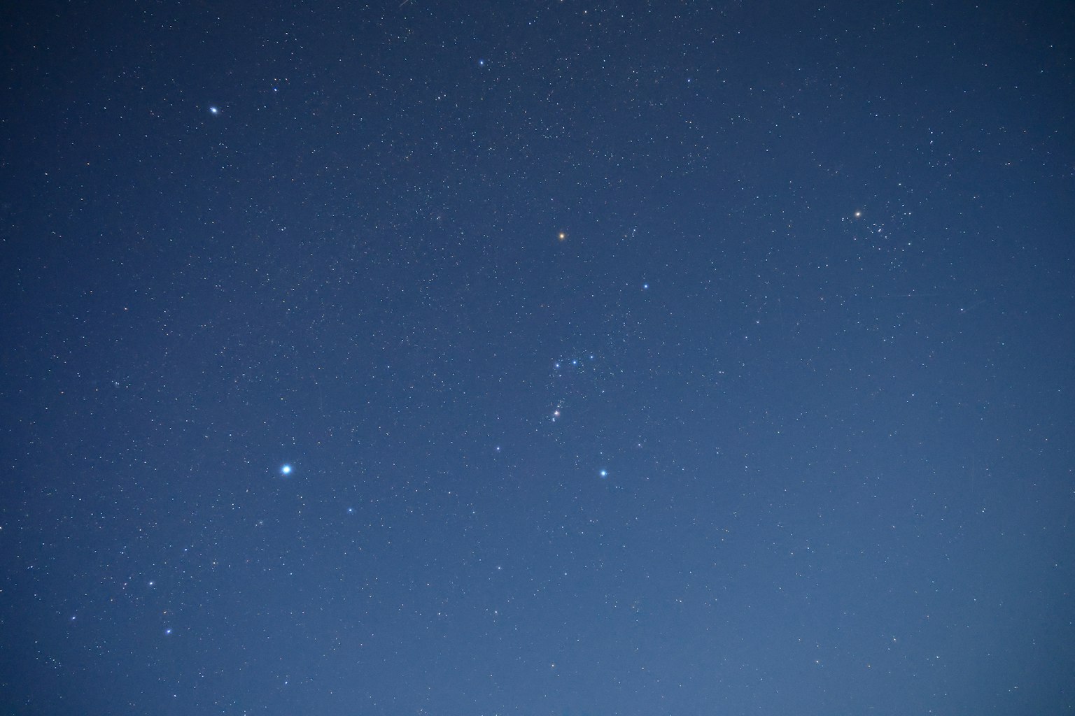 繁星點綴的夜空