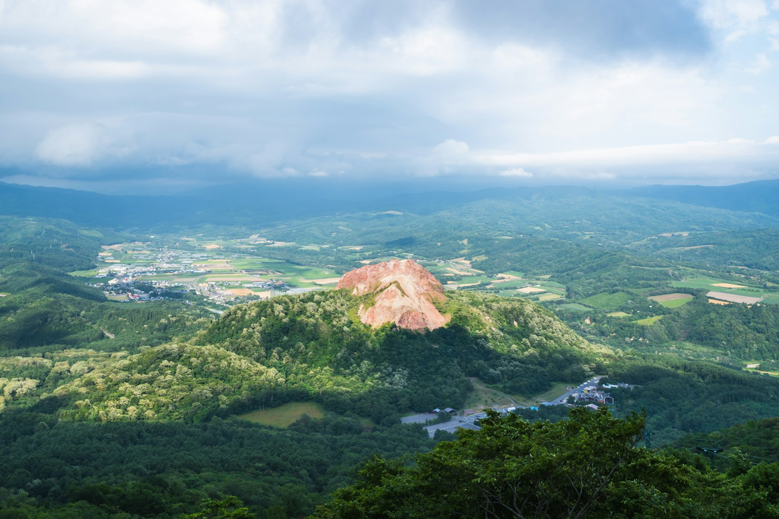 photo-ZXxvSHkmAcXYjfDcIoHi-image