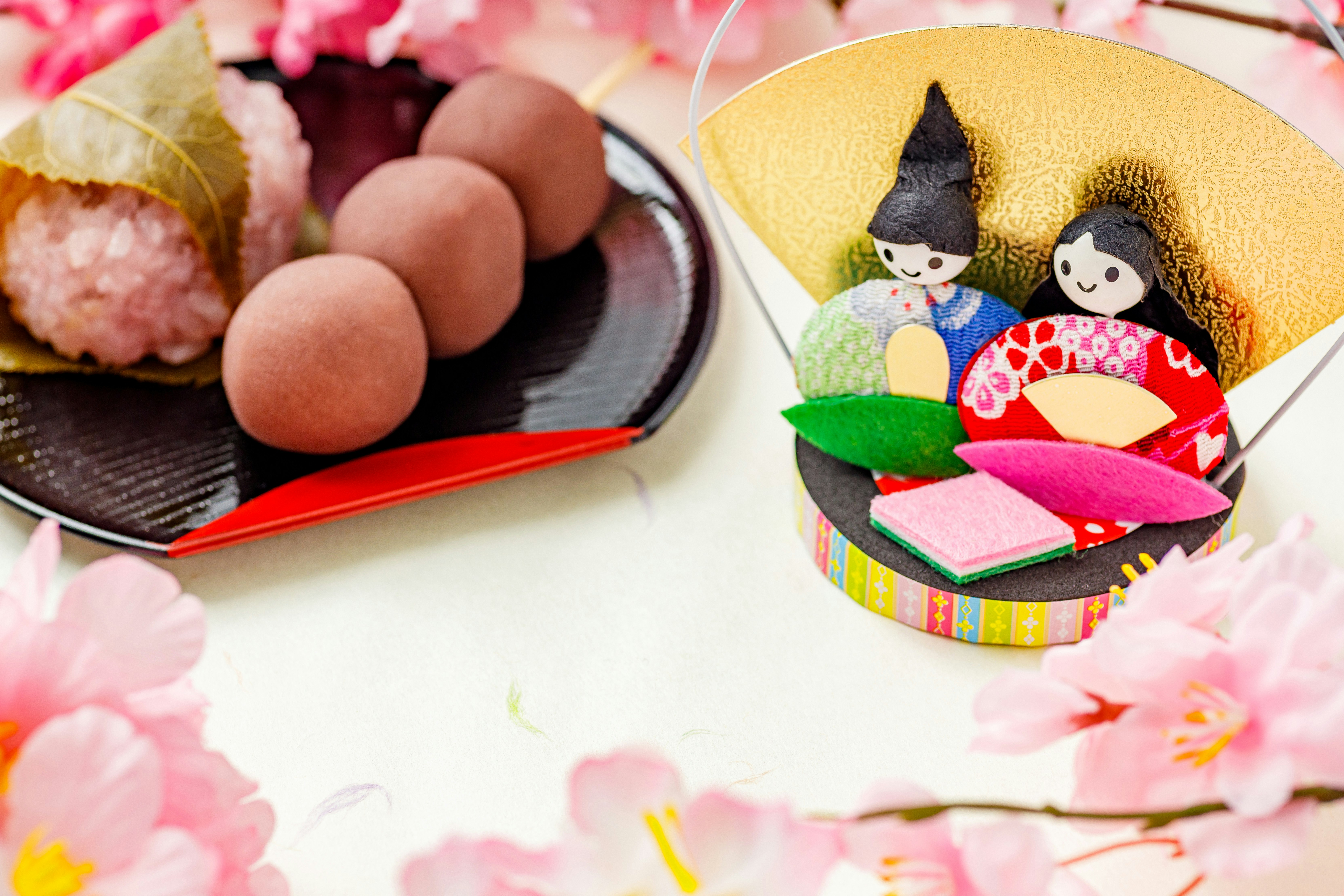 桜餅とひな祭りの和菓子セット
