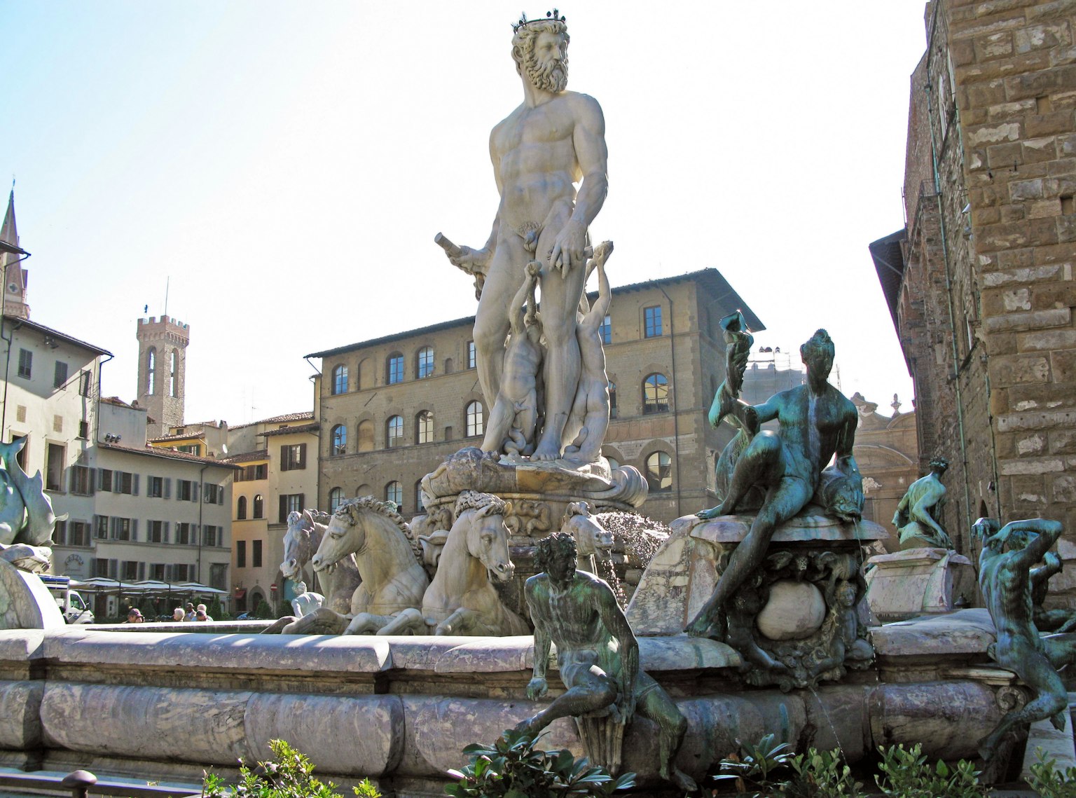 Detail dari patung Neptun di air mancur Florence