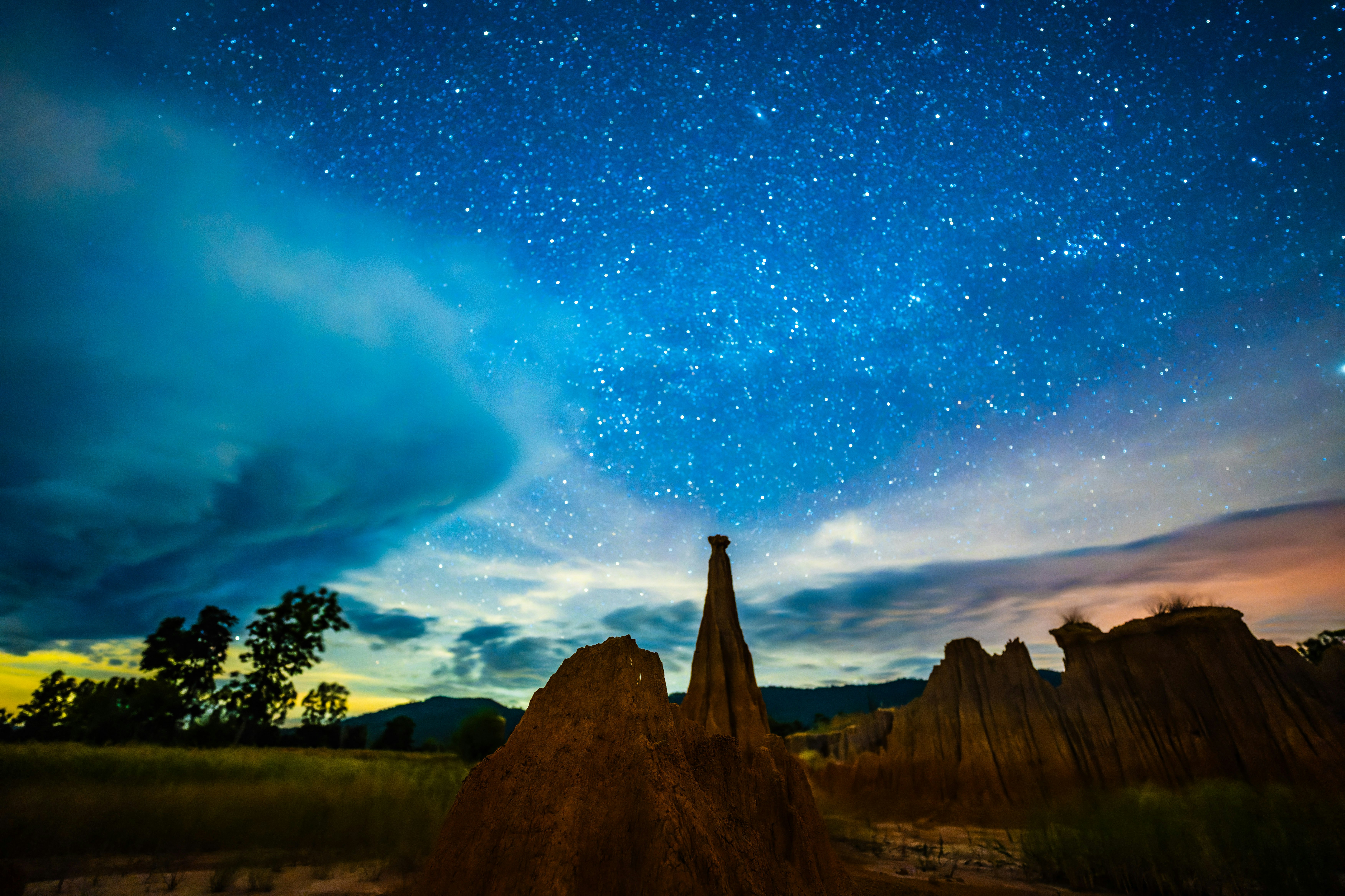 夜空の星々Photos | Download Royalty-Free Images & High-Resolution
