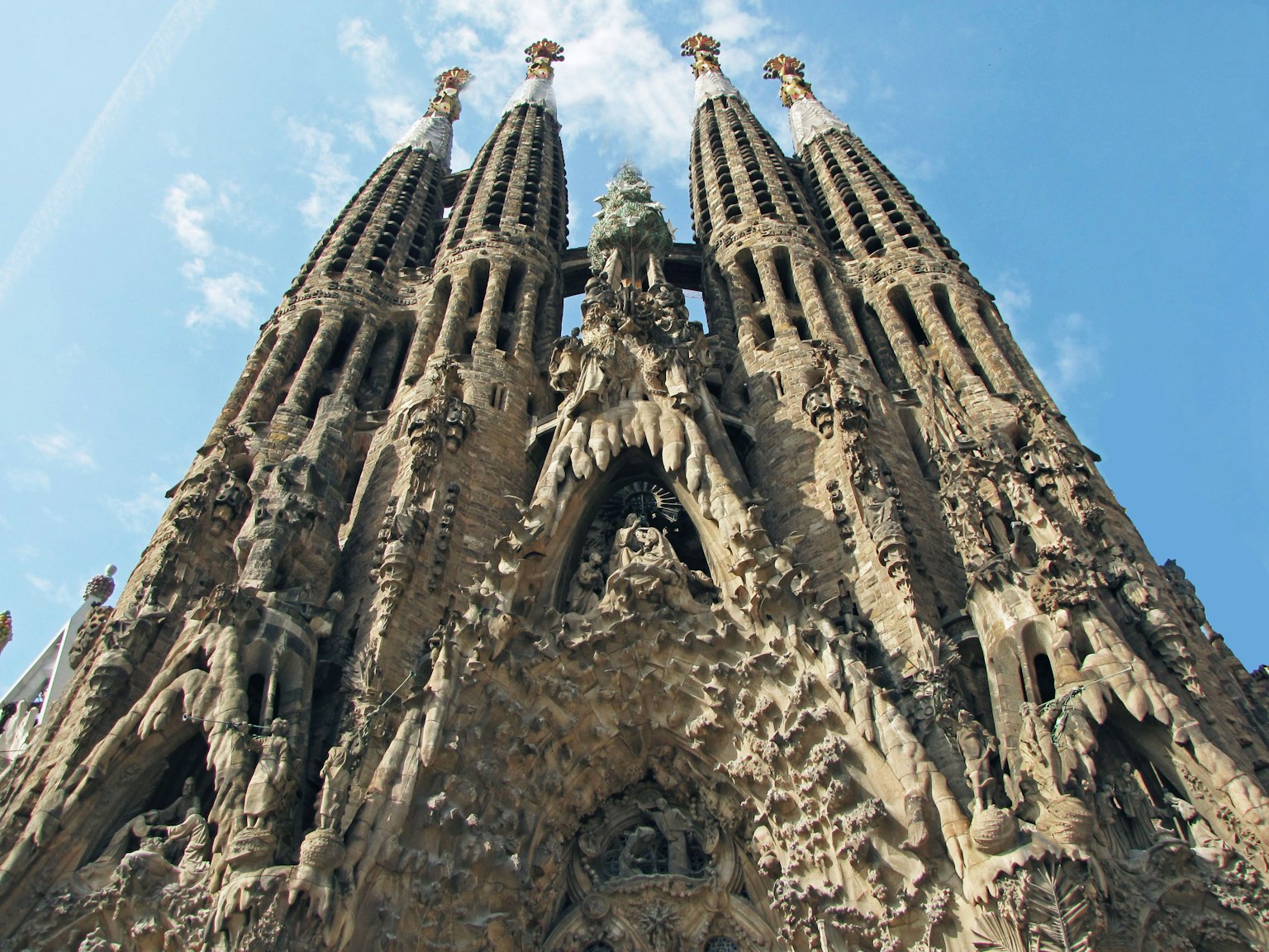 The grand facade and spires of the Sagrada Familia