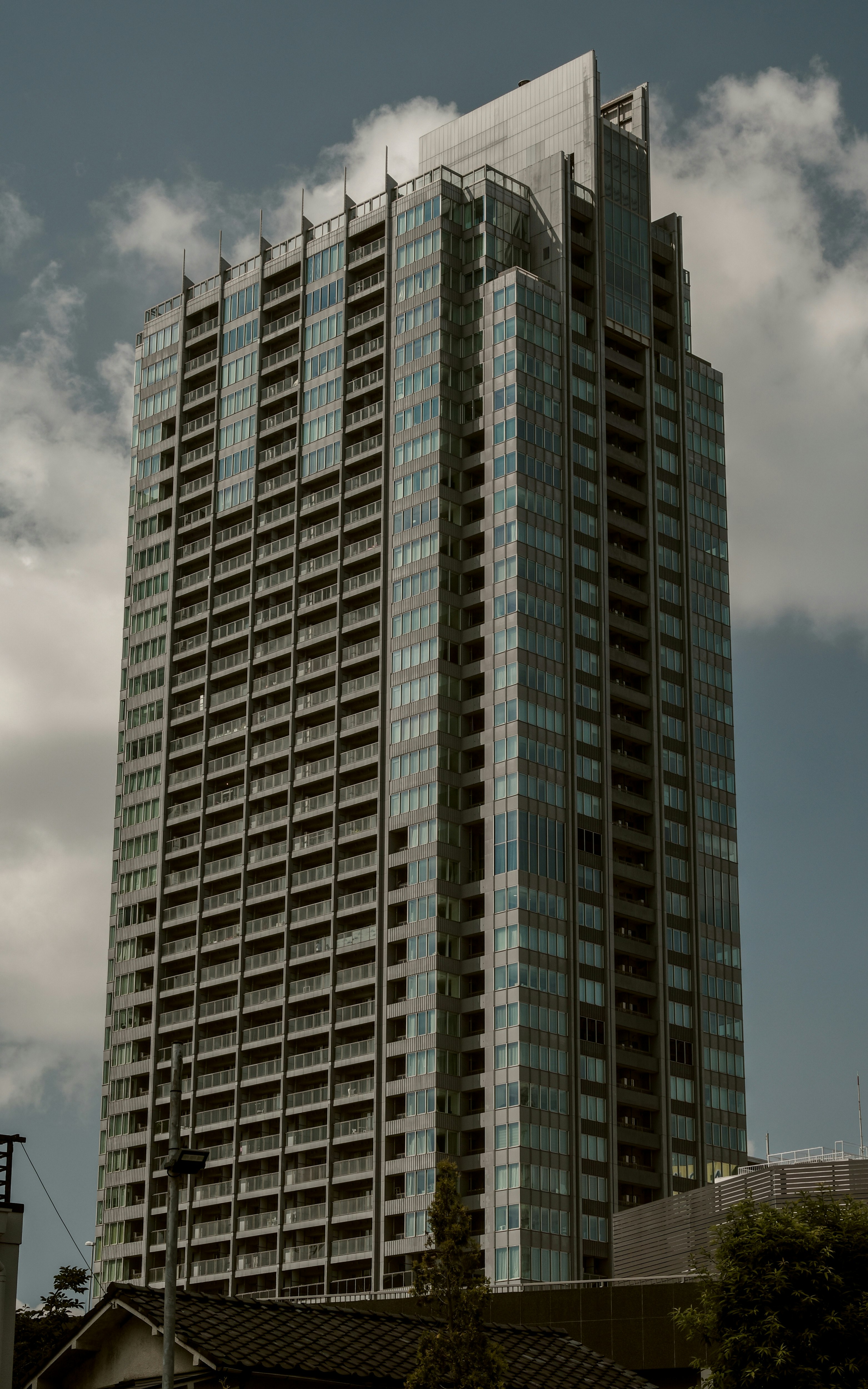 高层建筑构成的城市天际线