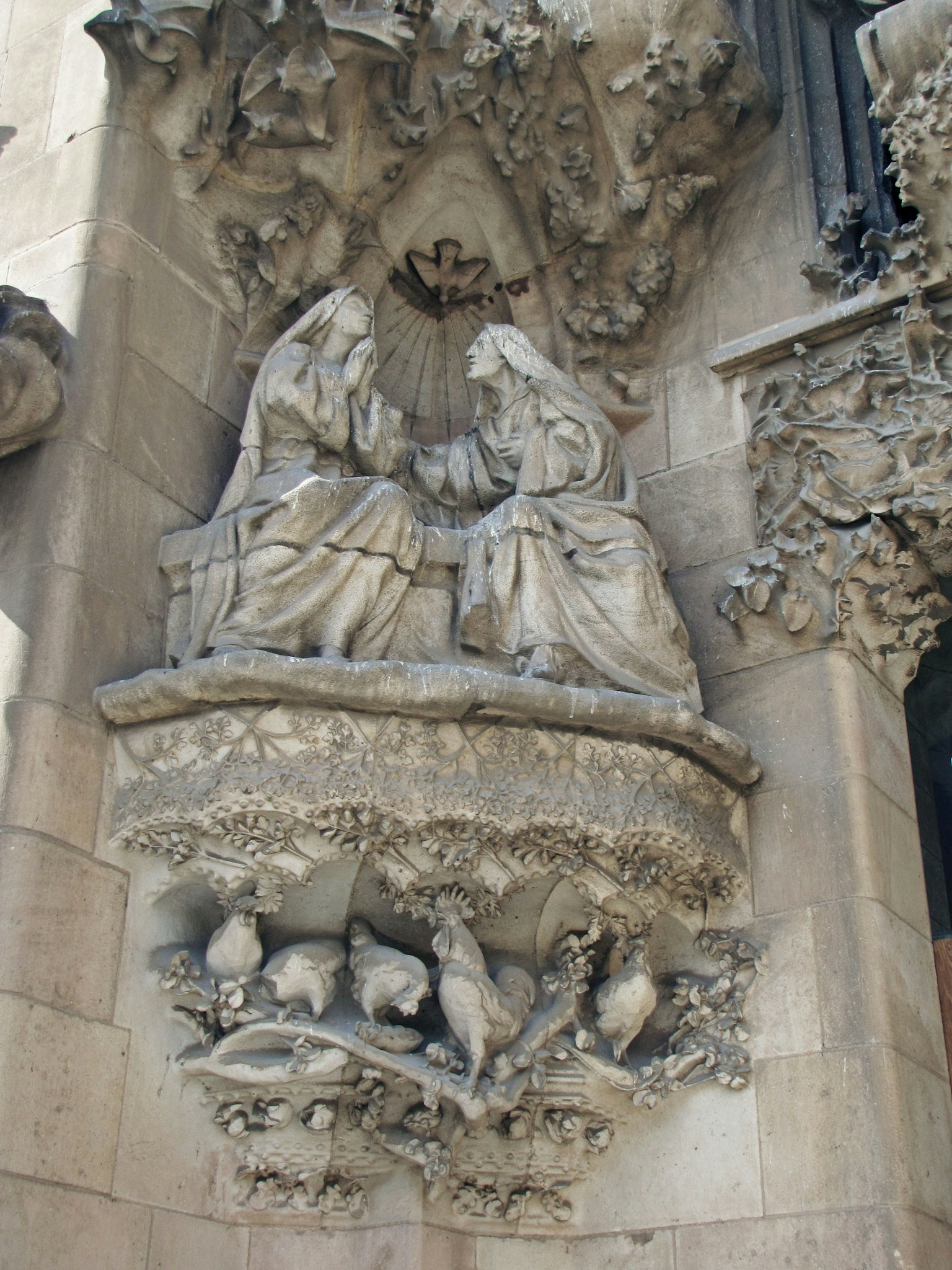 Sculpture décorative représentant deux figures assises