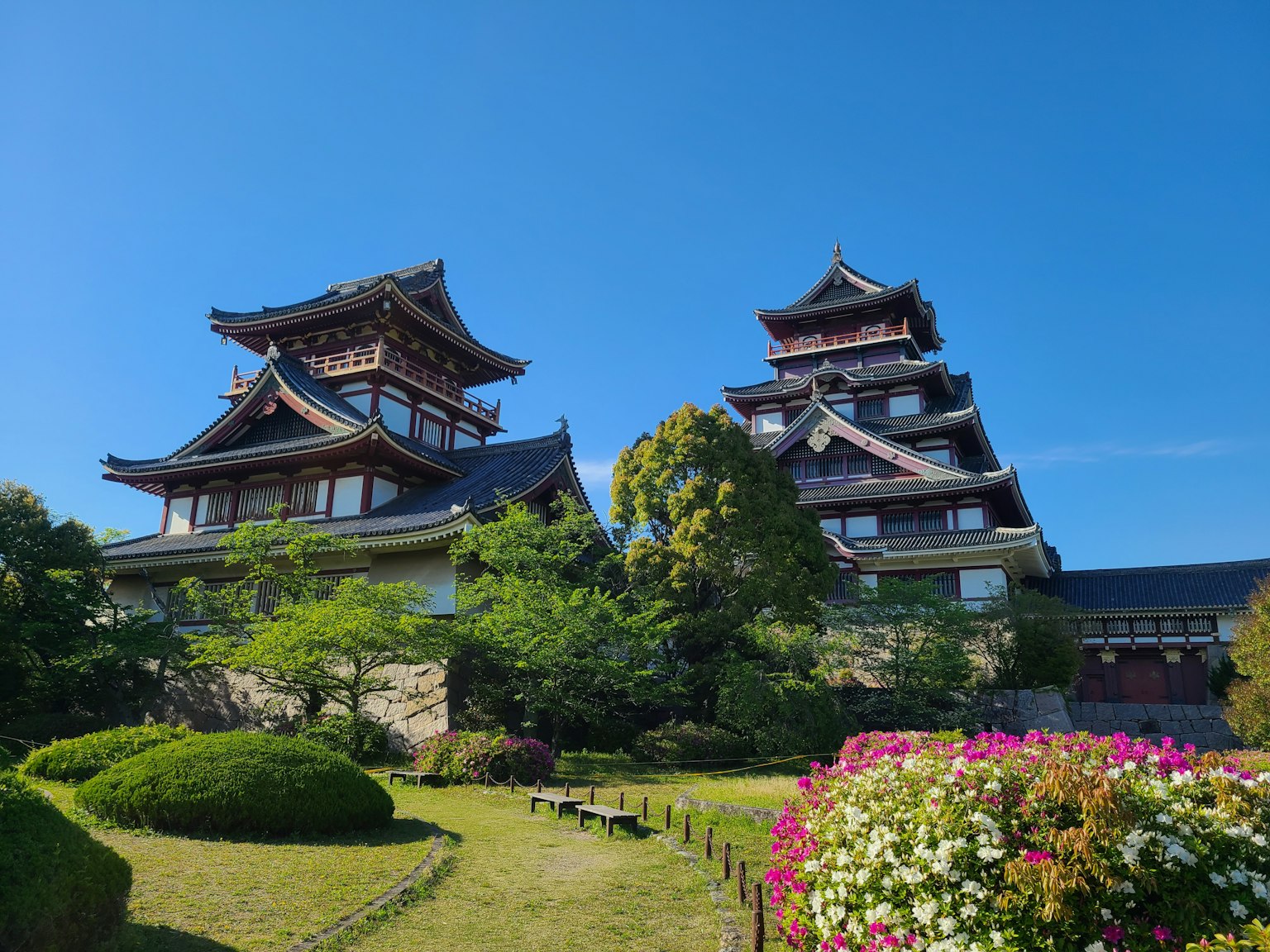 Beautiful view of Japanese castle and garden