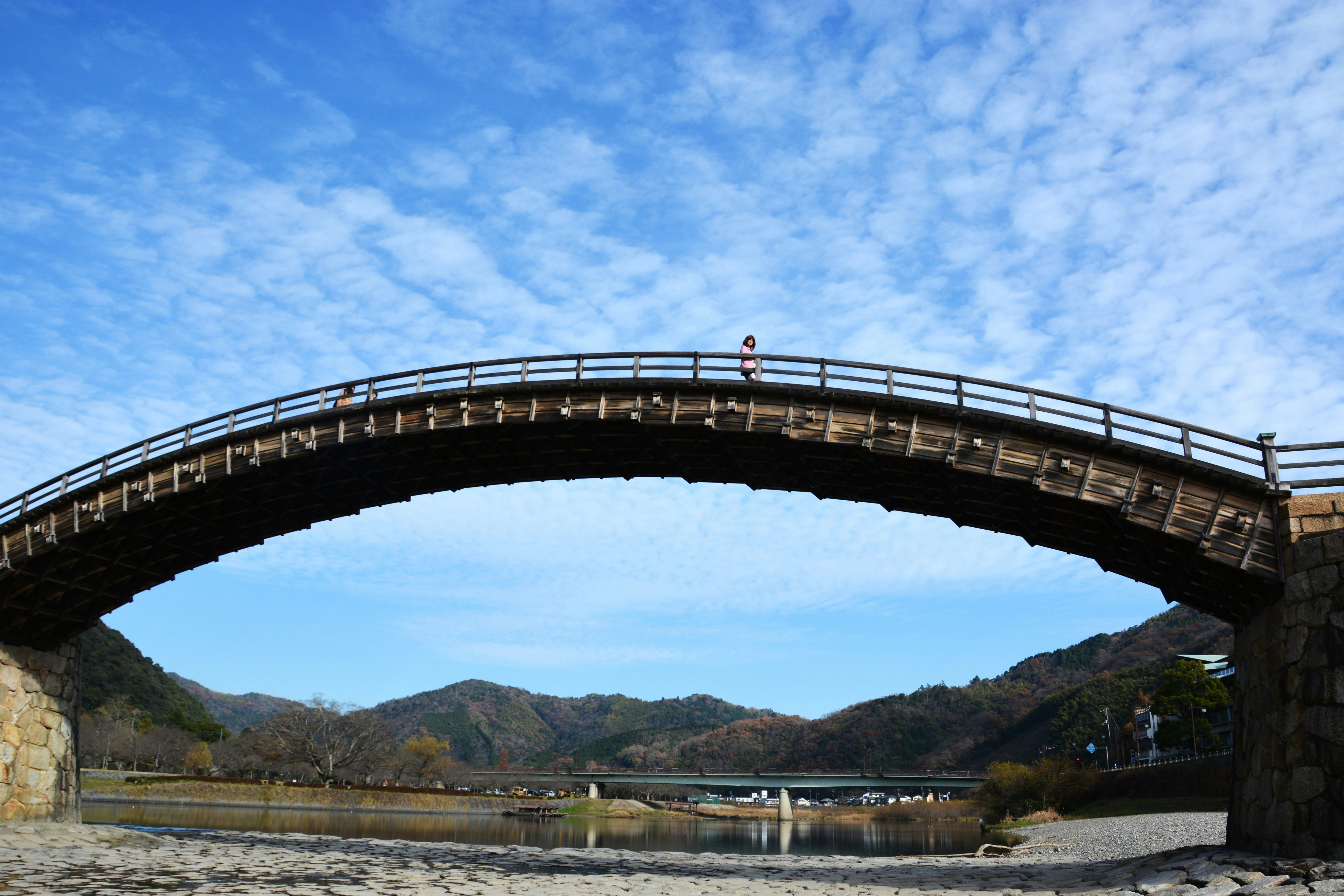 錦帶橋（山口縣岩國市）拱橋與河流景觀